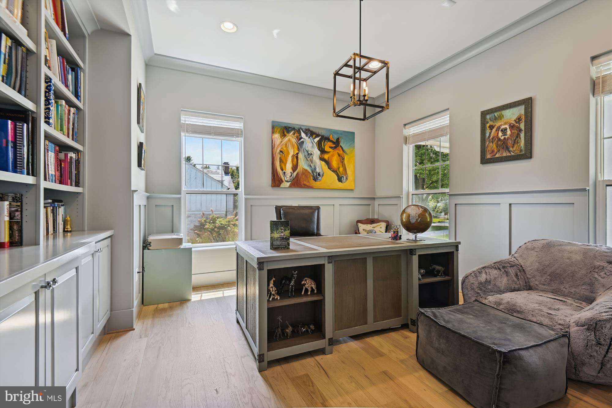 MURRAY HILL - Residential