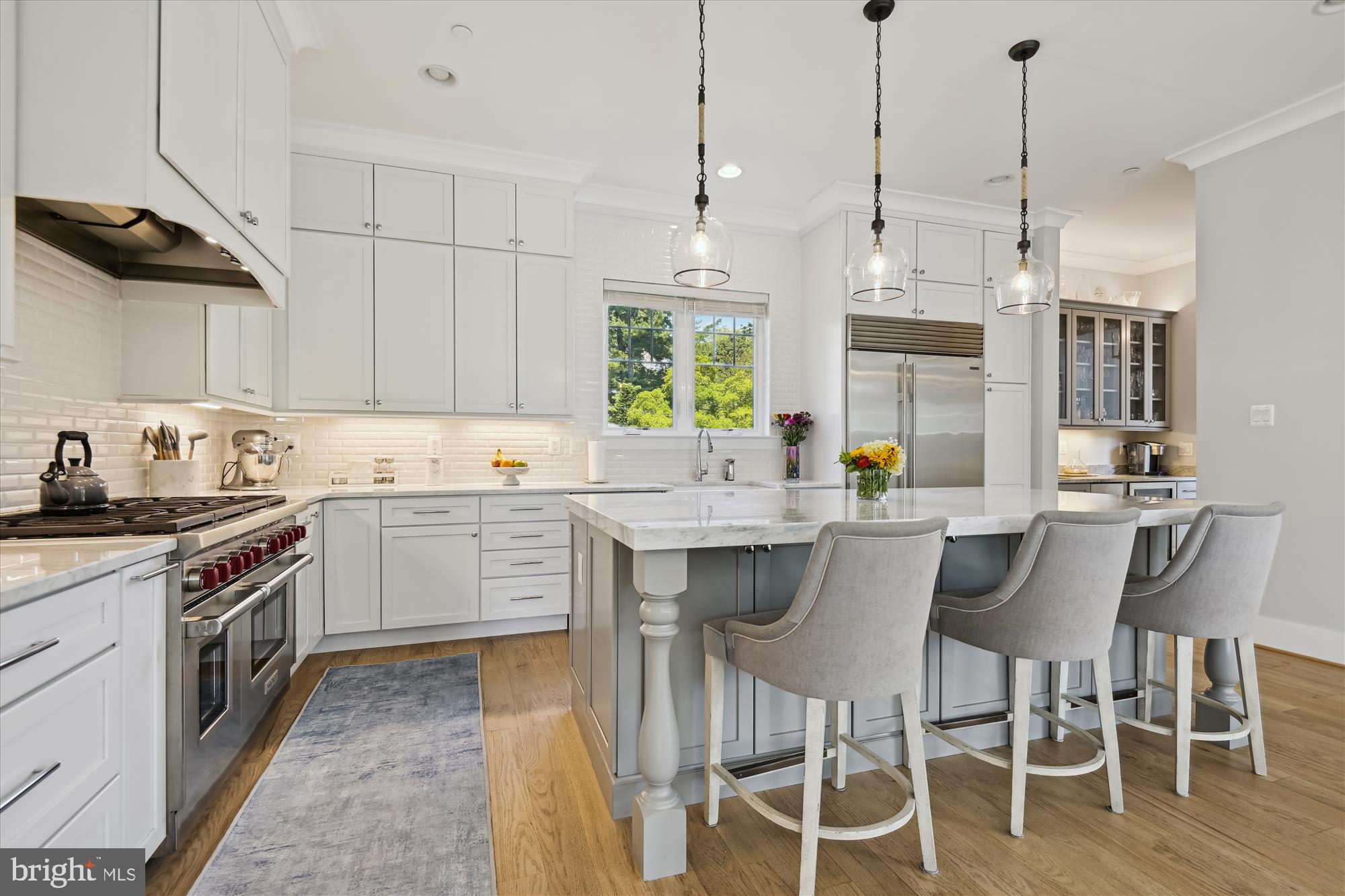 MURRAY HILL - Residential