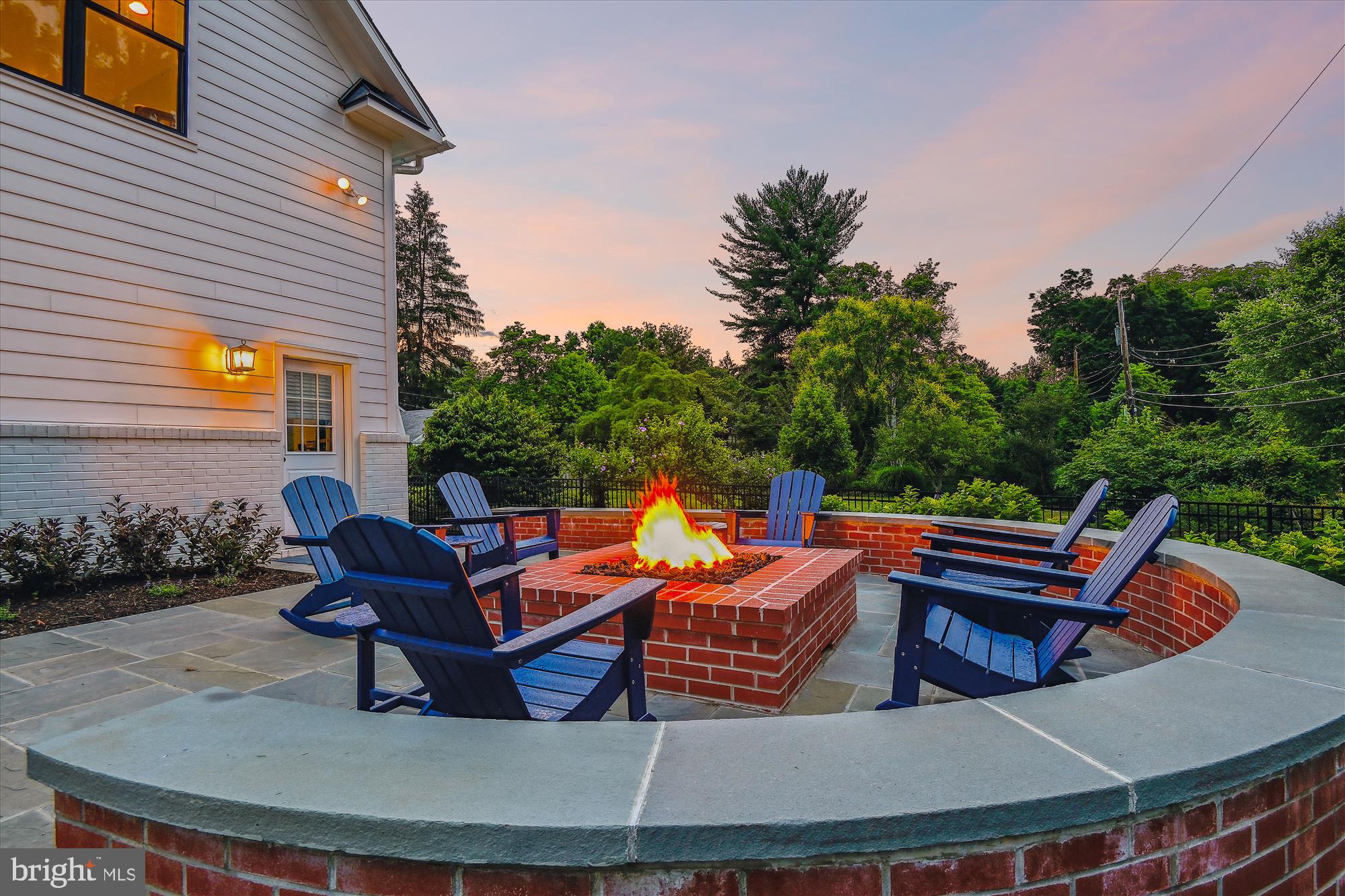 MURRAY HILL - Residential