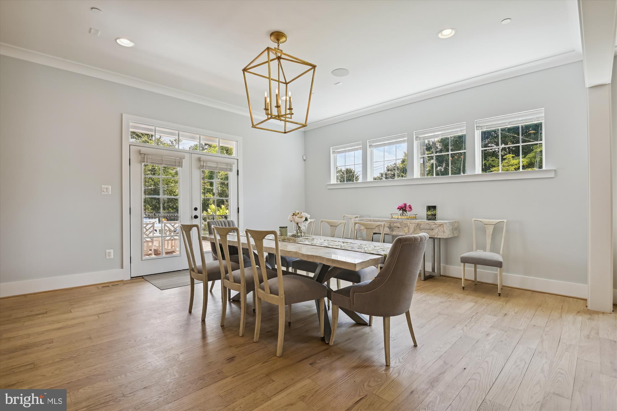 MURRAY HILL - Residential