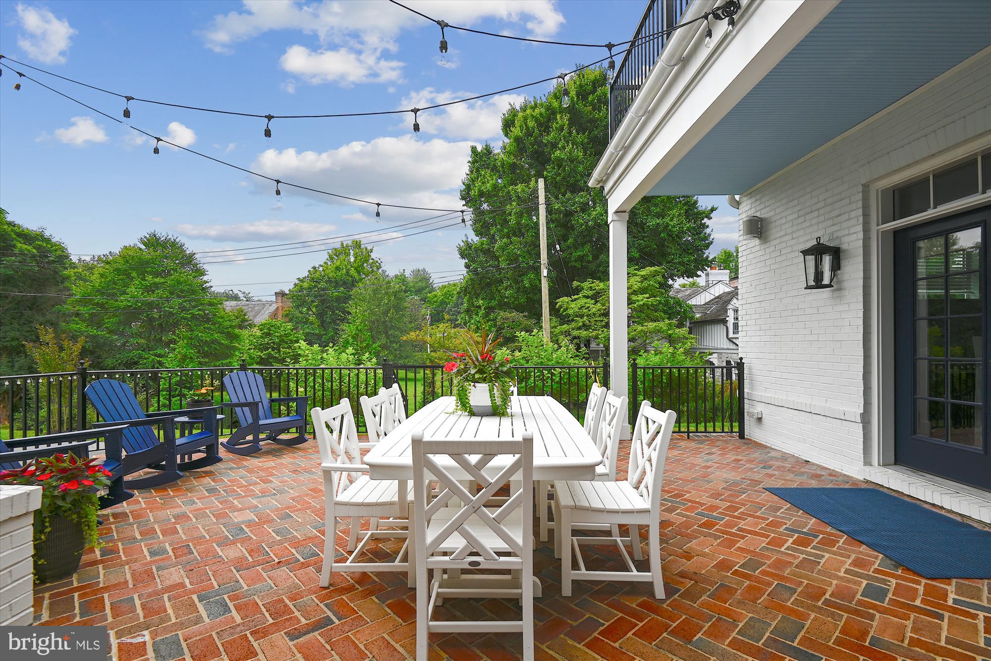 MURRAY HILL - Residential