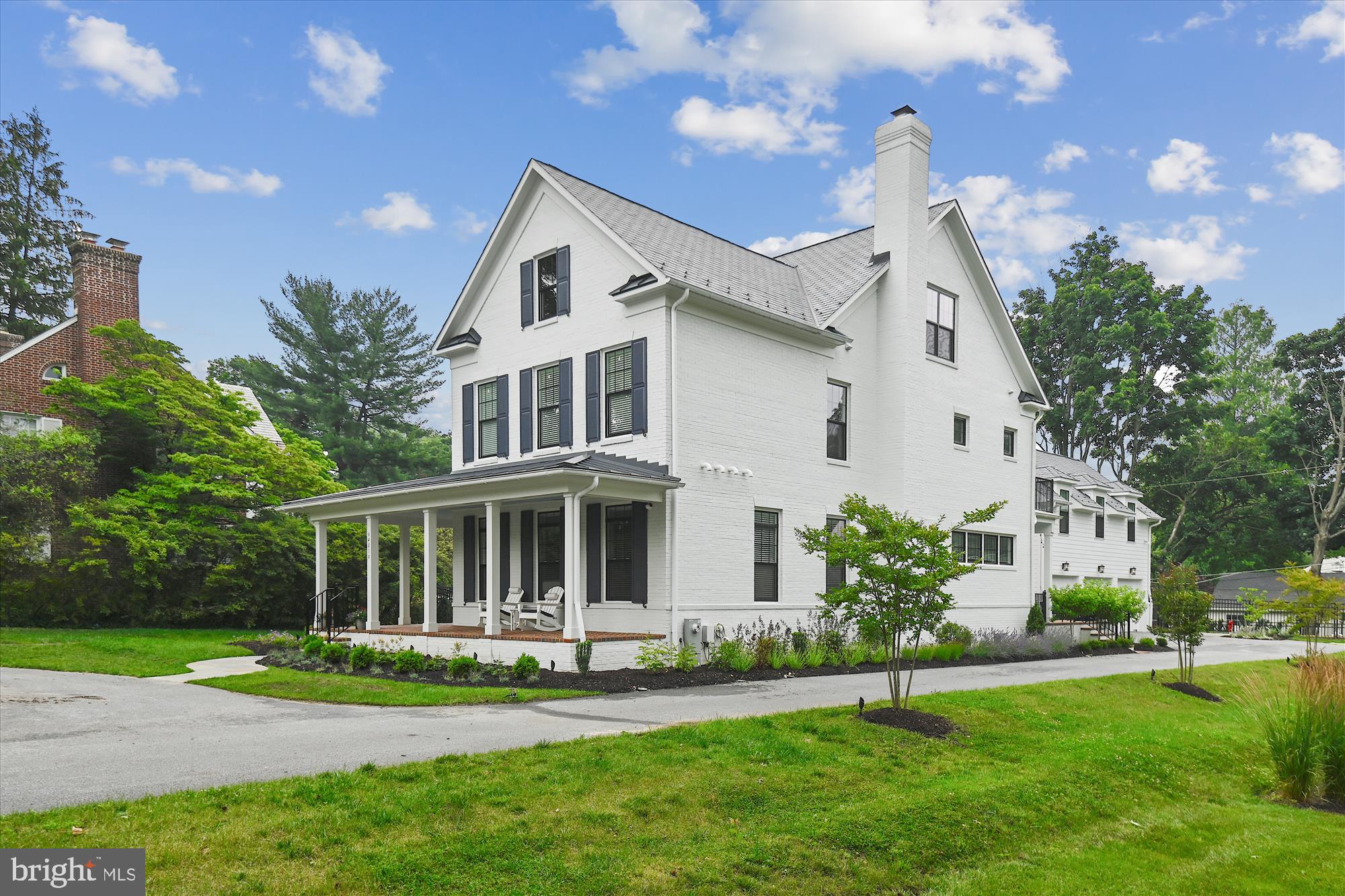 MURRAY HILL - Residential