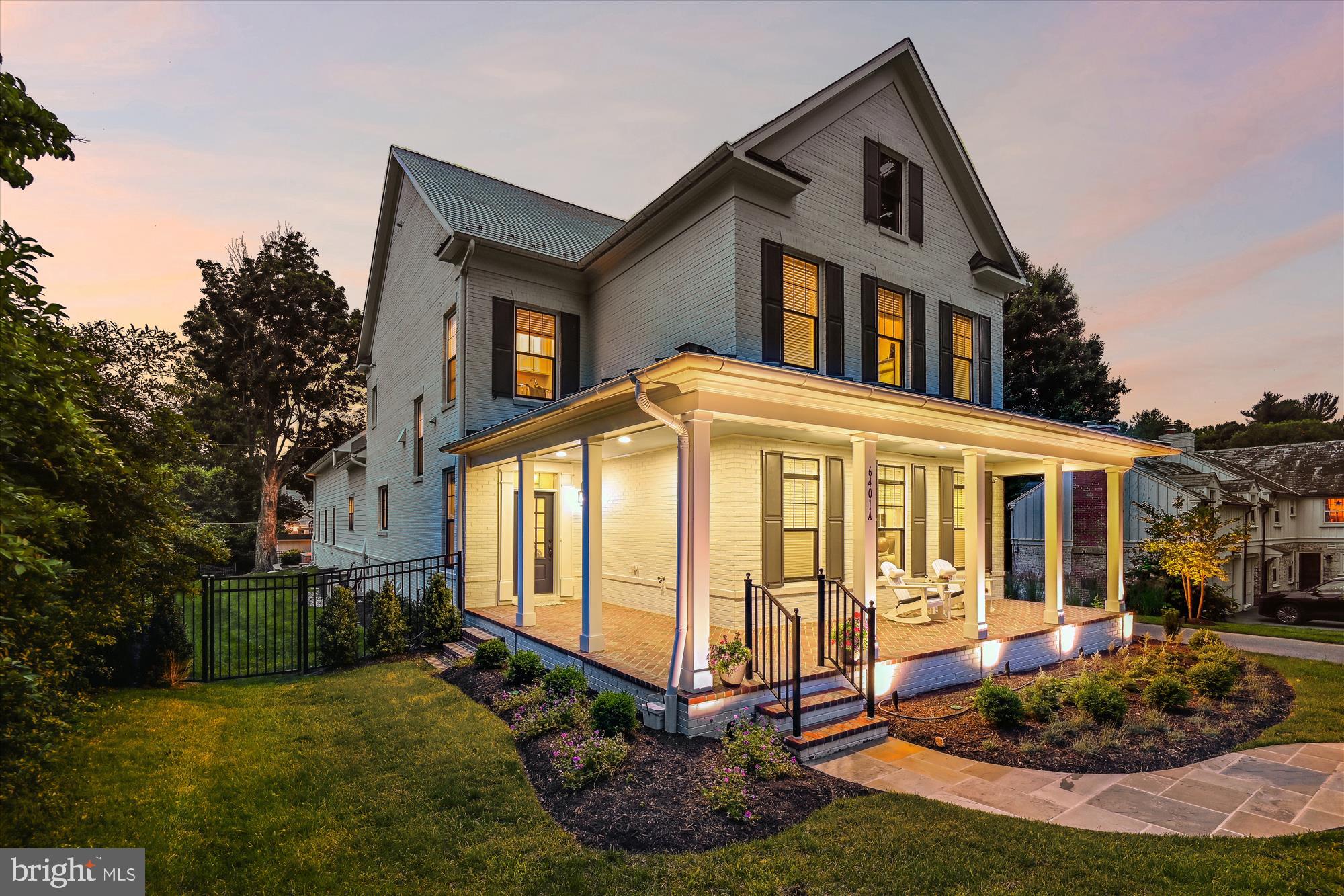 MURRAY HILL - Residential