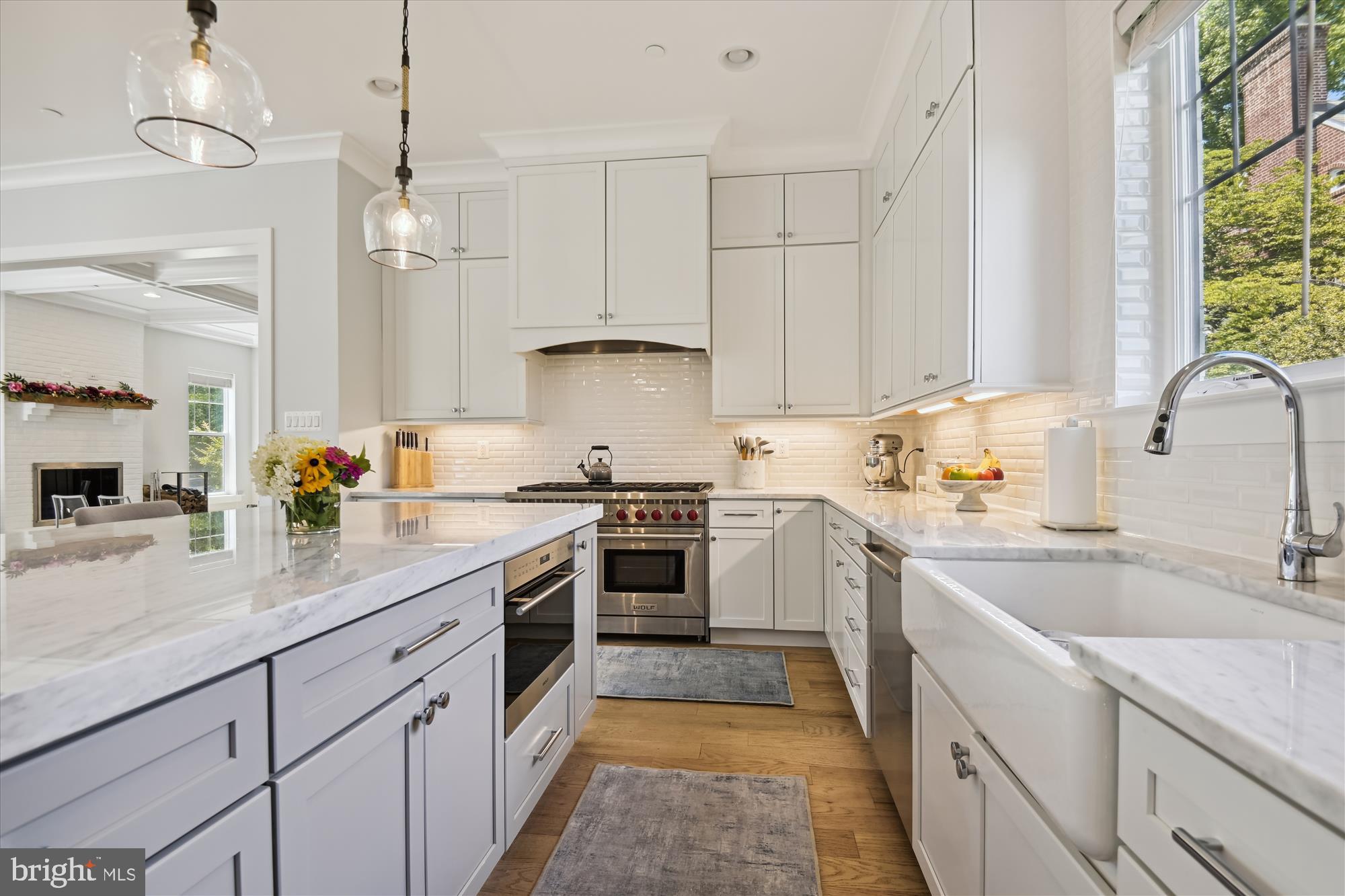 MURRAY HILL - Residential