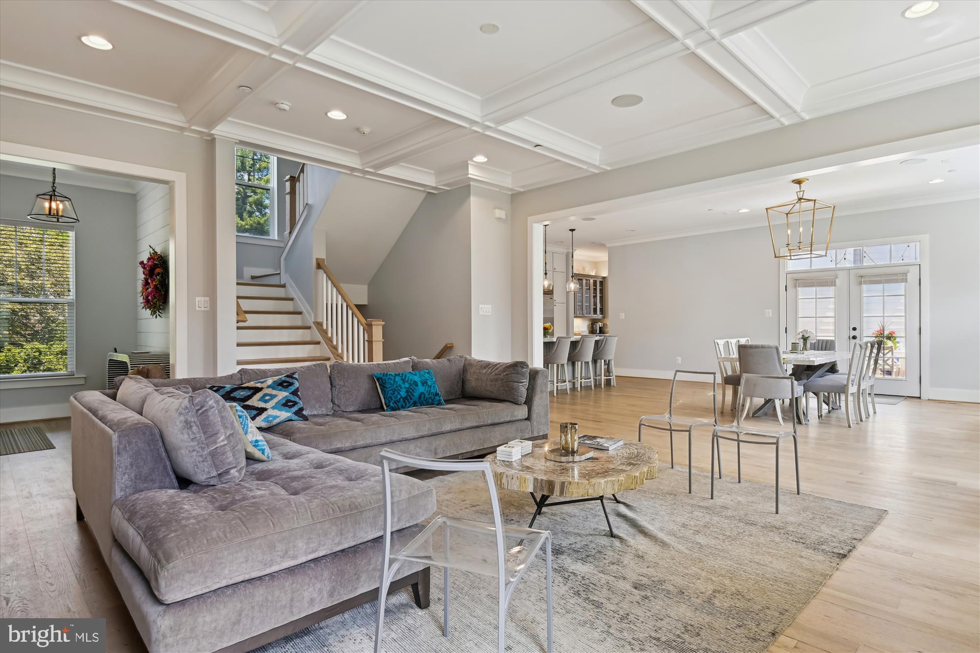 MURRAY HILL - Residential