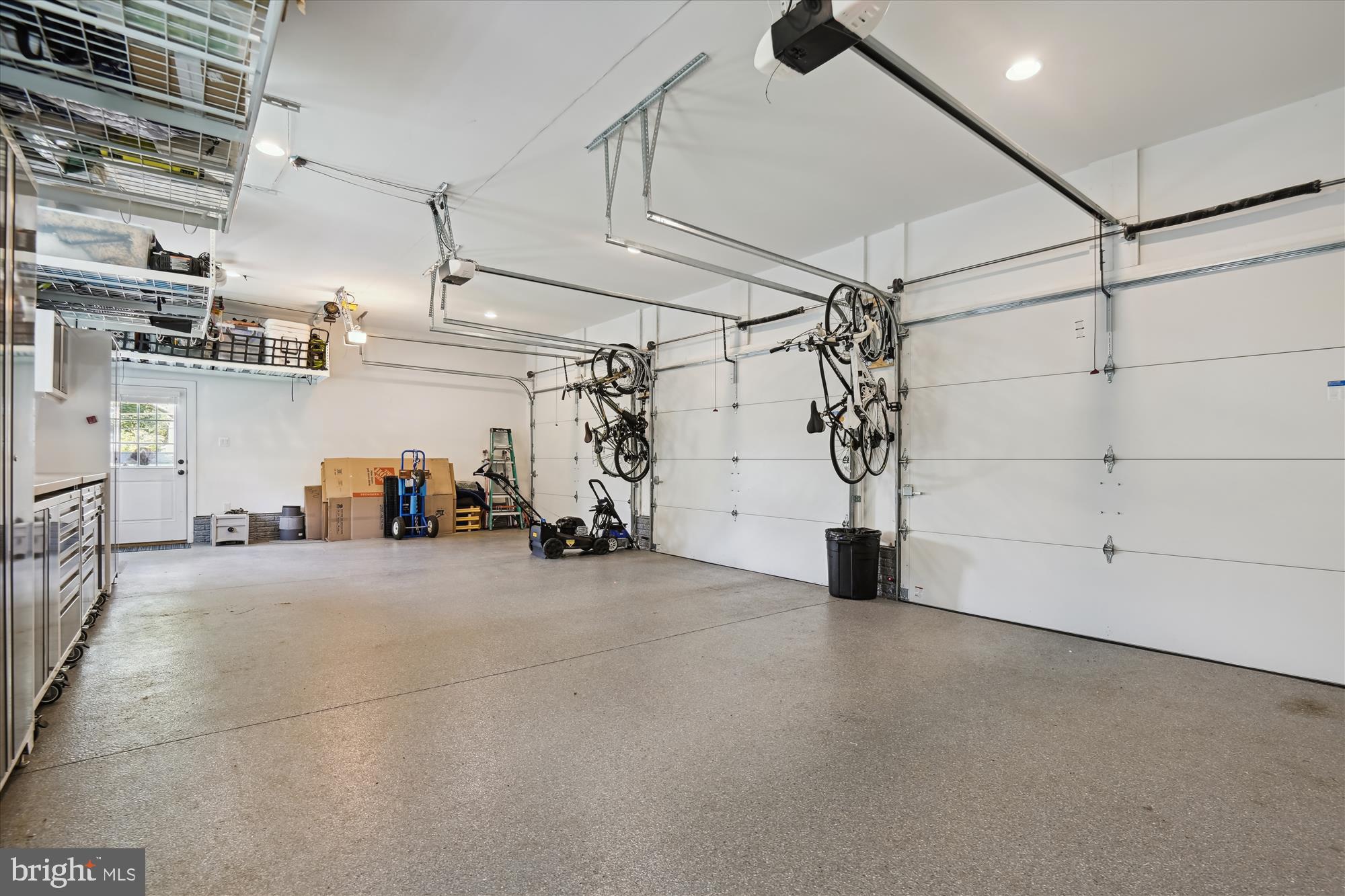 MURRAY HILL - Residential