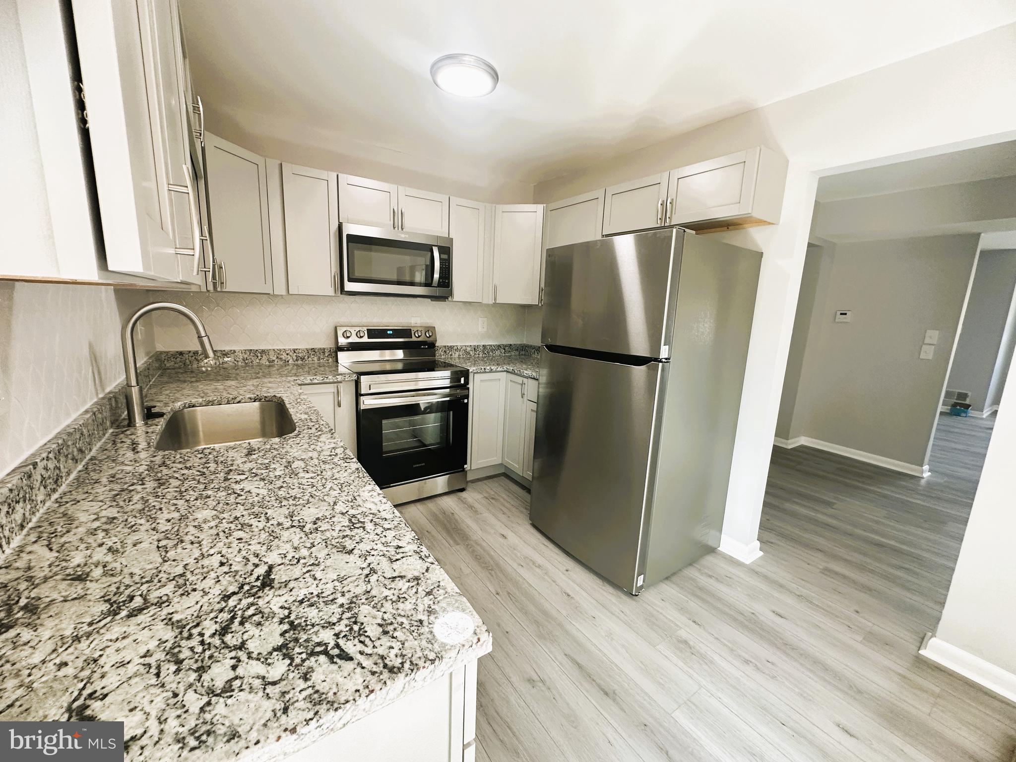 CHESTNUT WOODS - Residential
