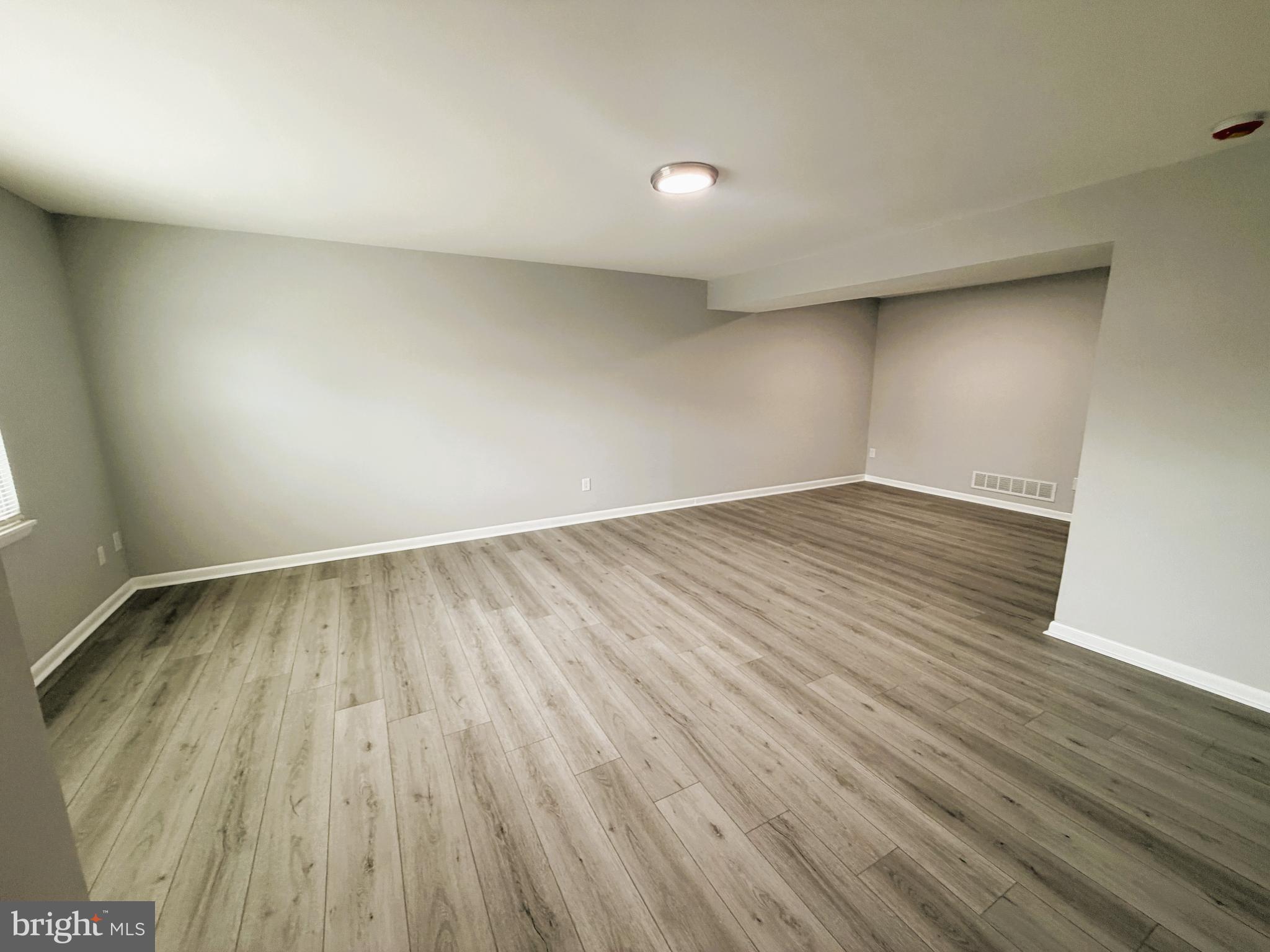 CHESTNUT WOODS - Residential