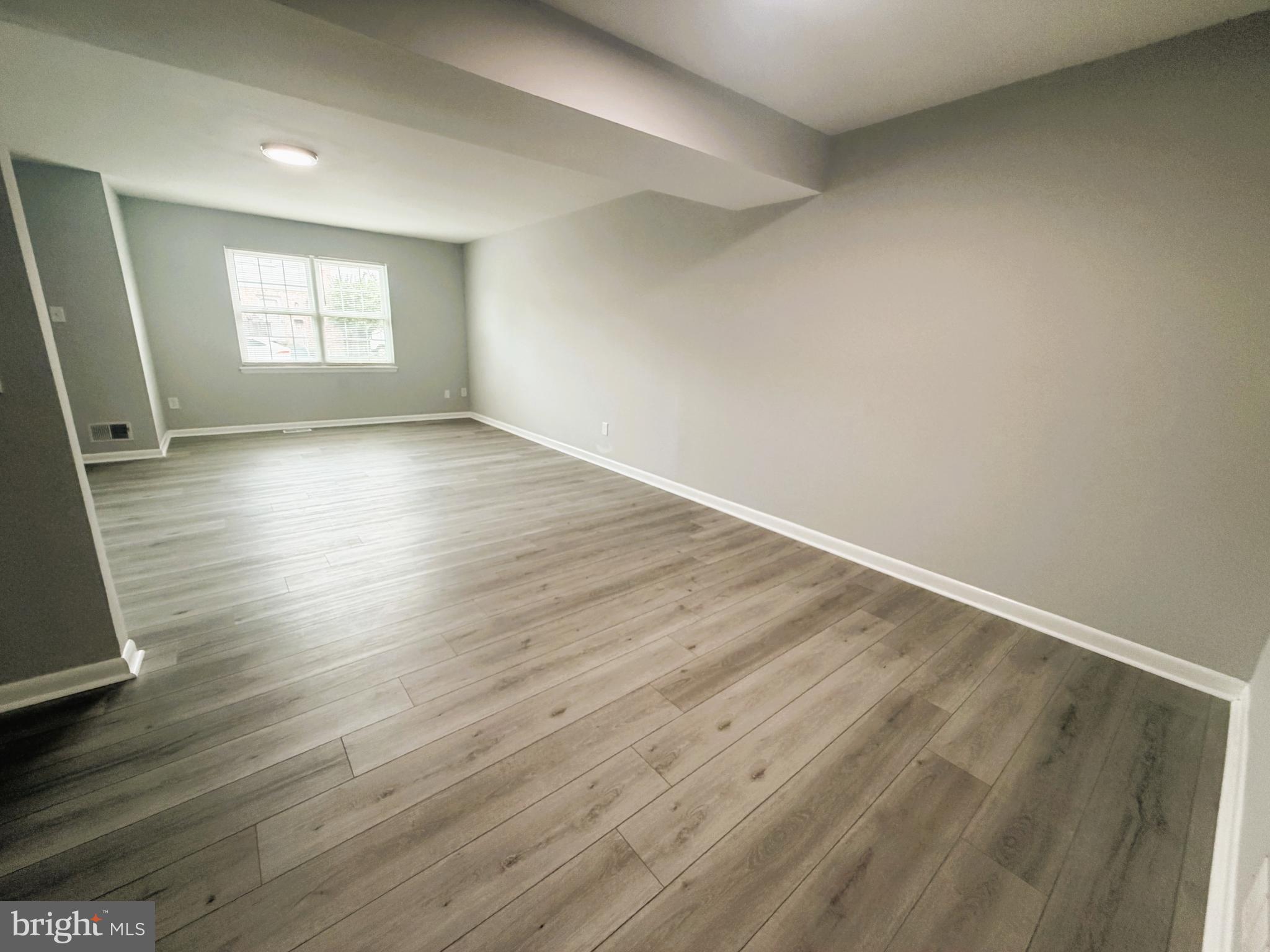 CHESTNUT WOODS - Residential