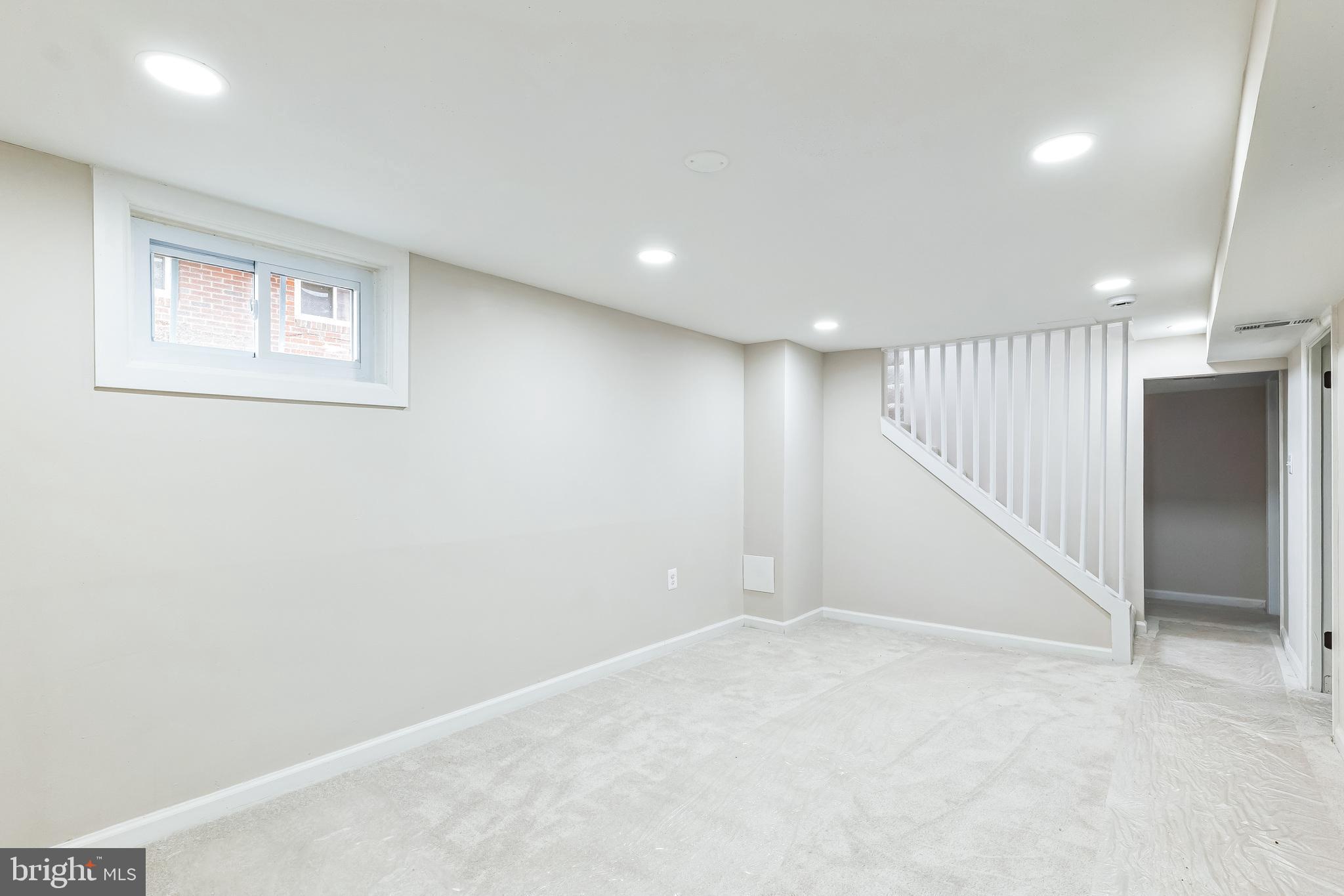 CAMPFIELD GARDENS - Residential