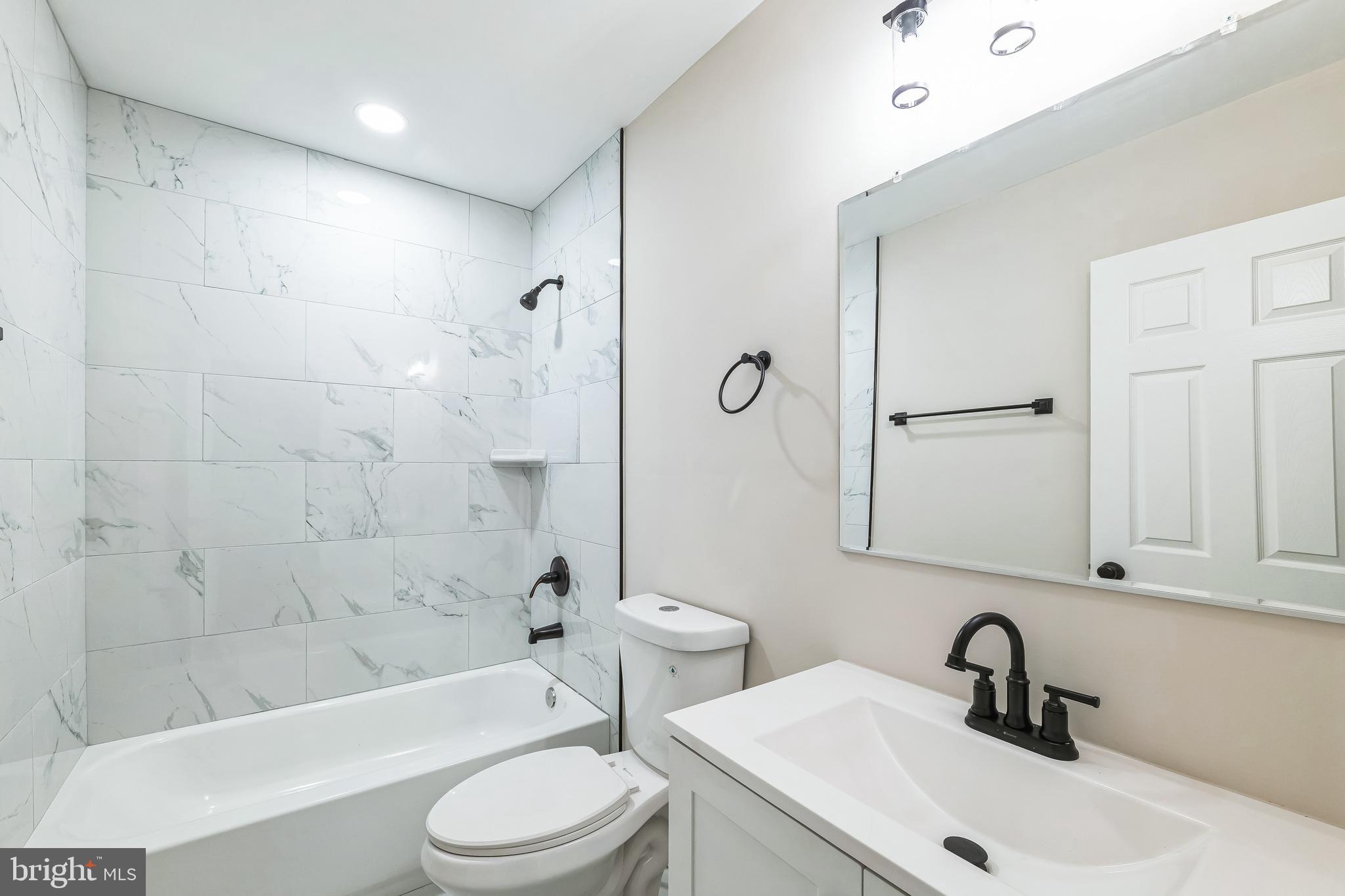 CAMPFIELD GARDENS - Residential