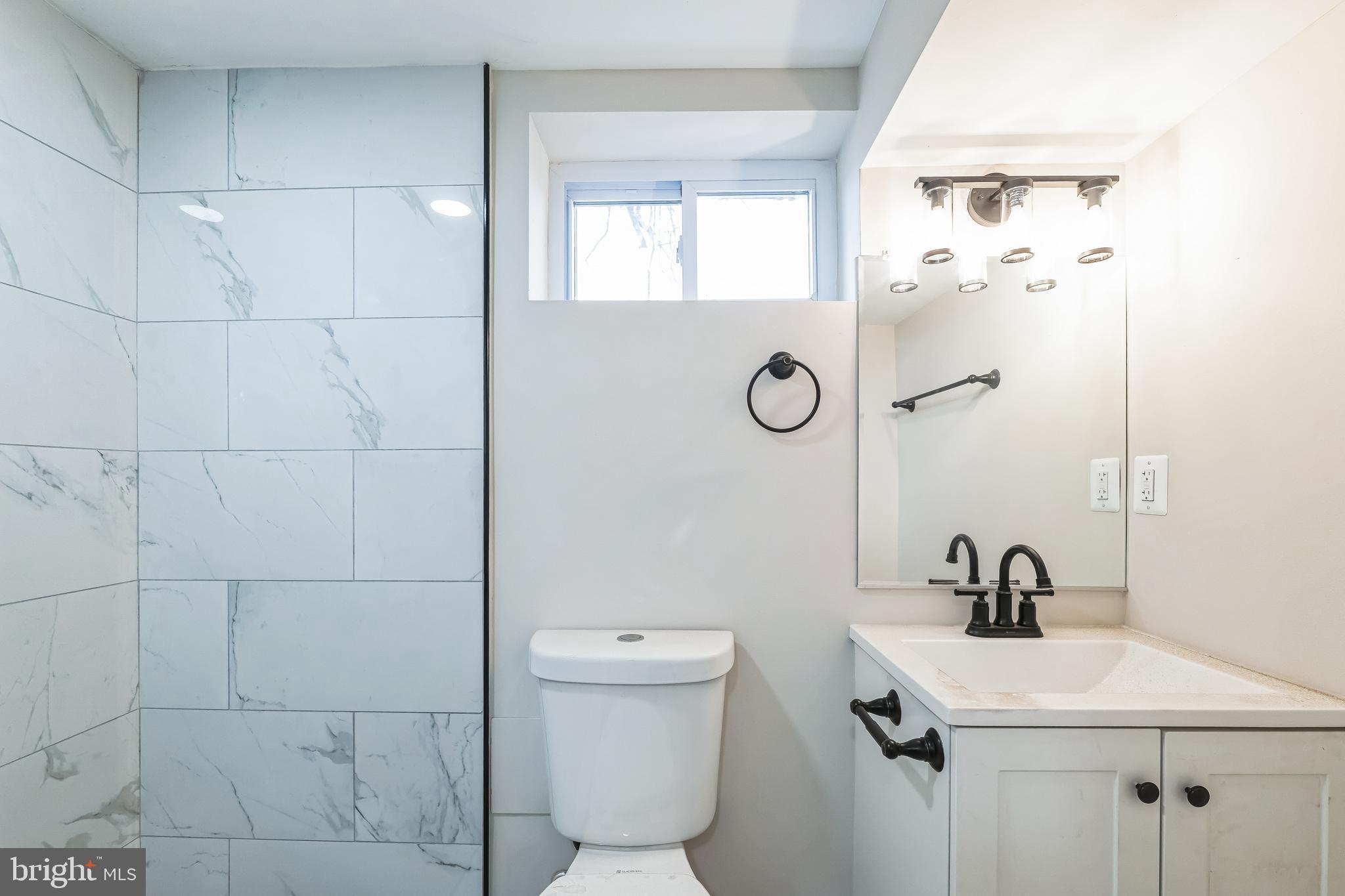 CAMPFIELD GARDENS - Residential