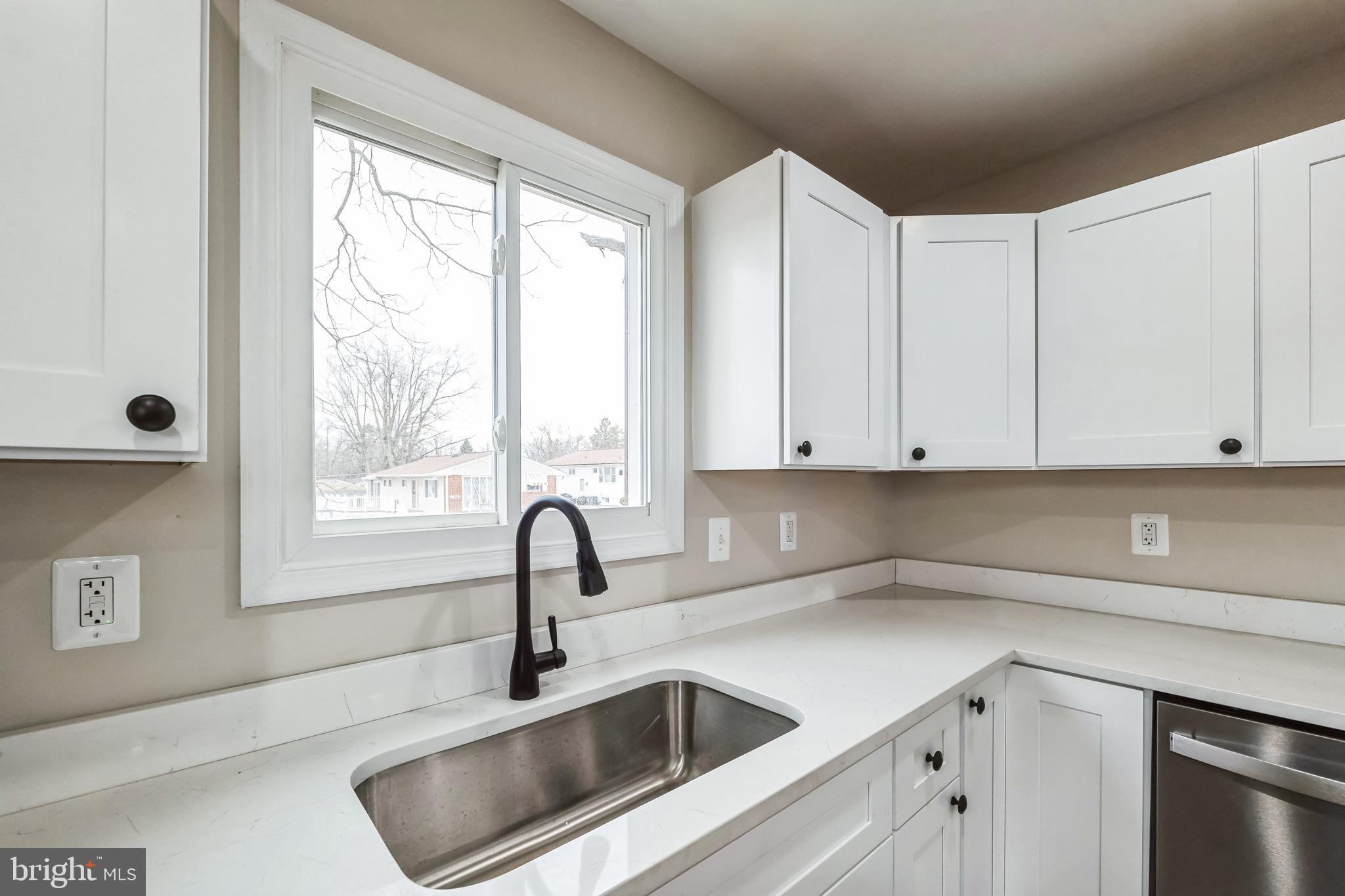 CAMPFIELD GARDENS - Residential