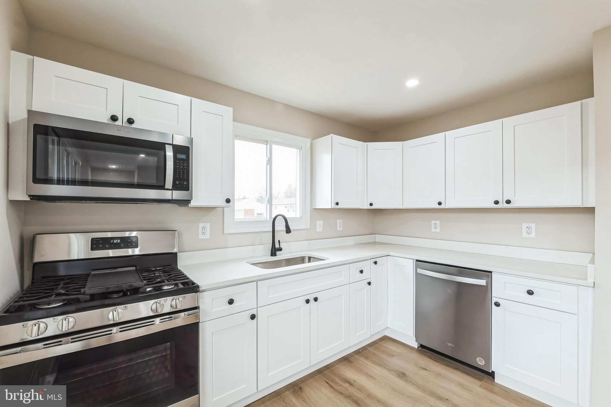 CAMPFIELD GARDENS - Residential