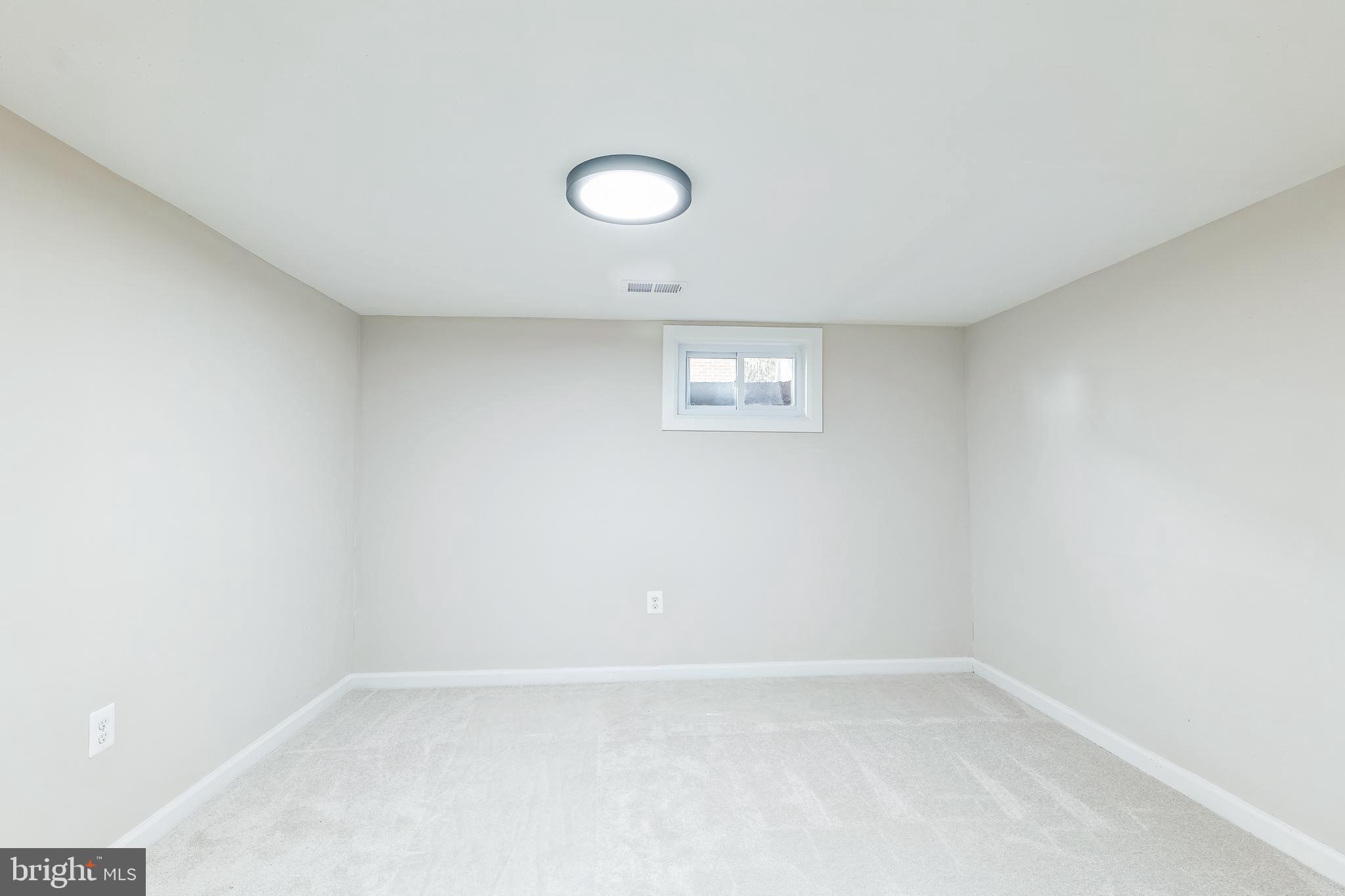 CAMPFIELD GARDENS - Residential