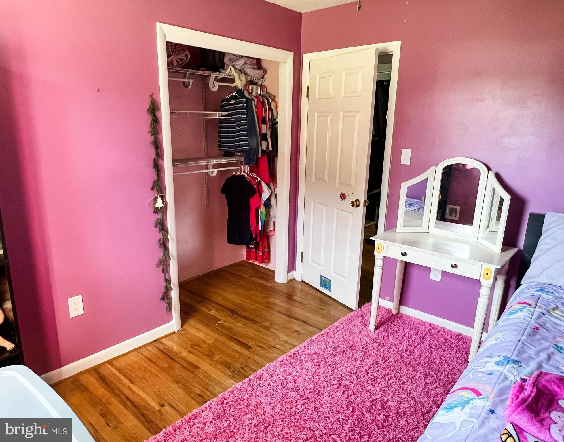 SHADY DALE - Residential