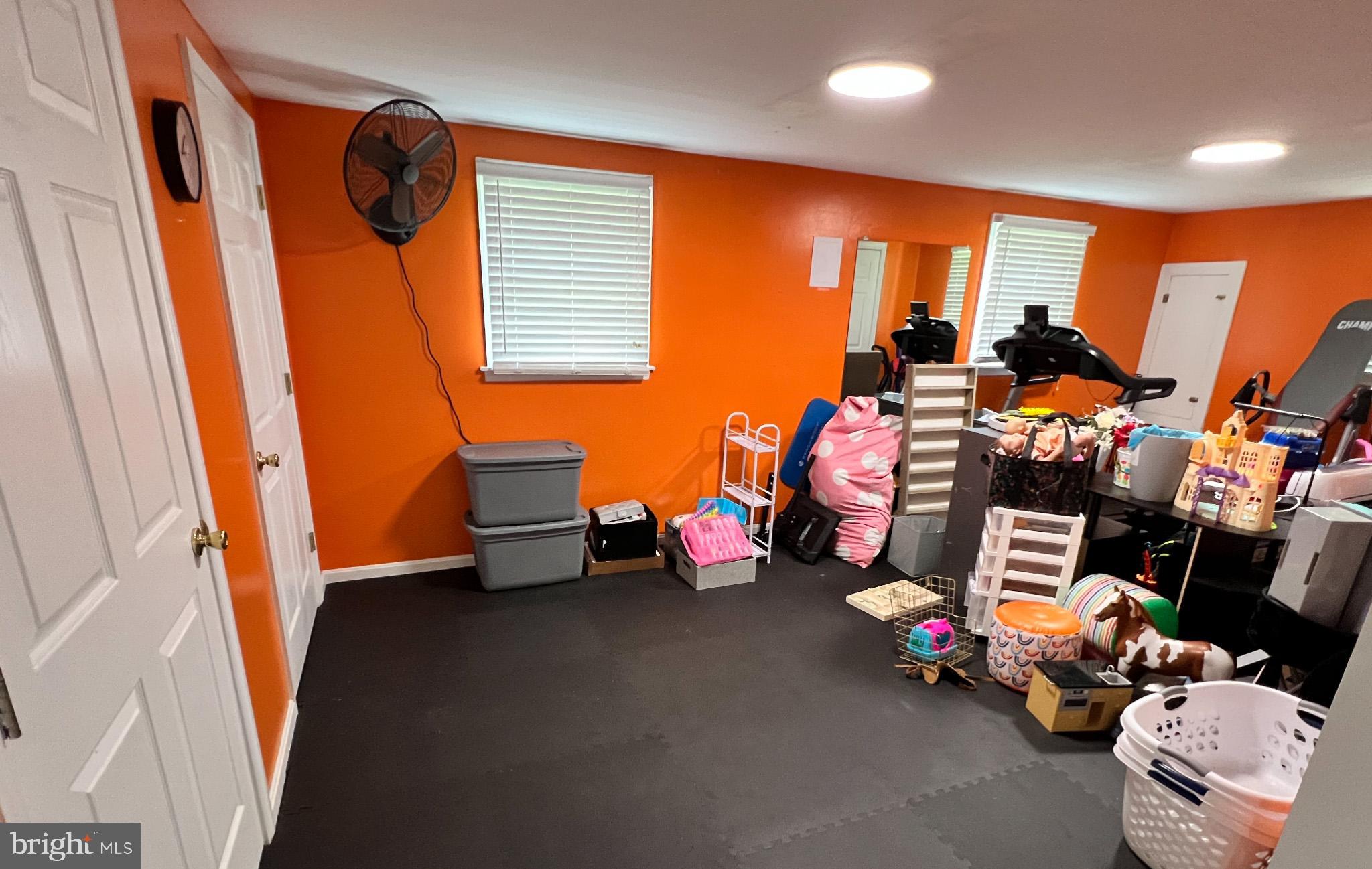 SHADY DALE - Residential