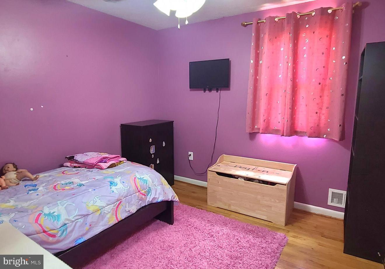 SHADY DALE - Residential