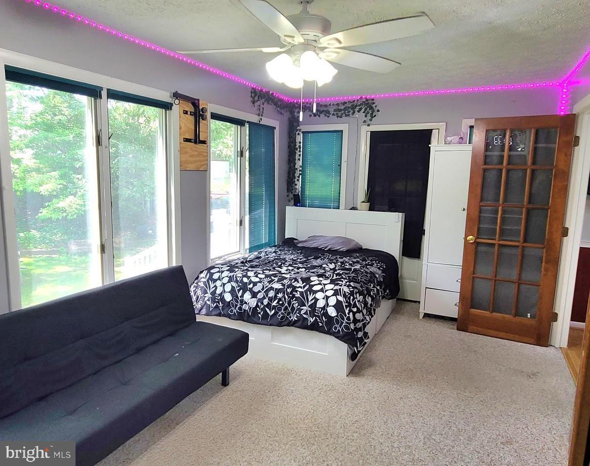 SHADY DALE - Residential