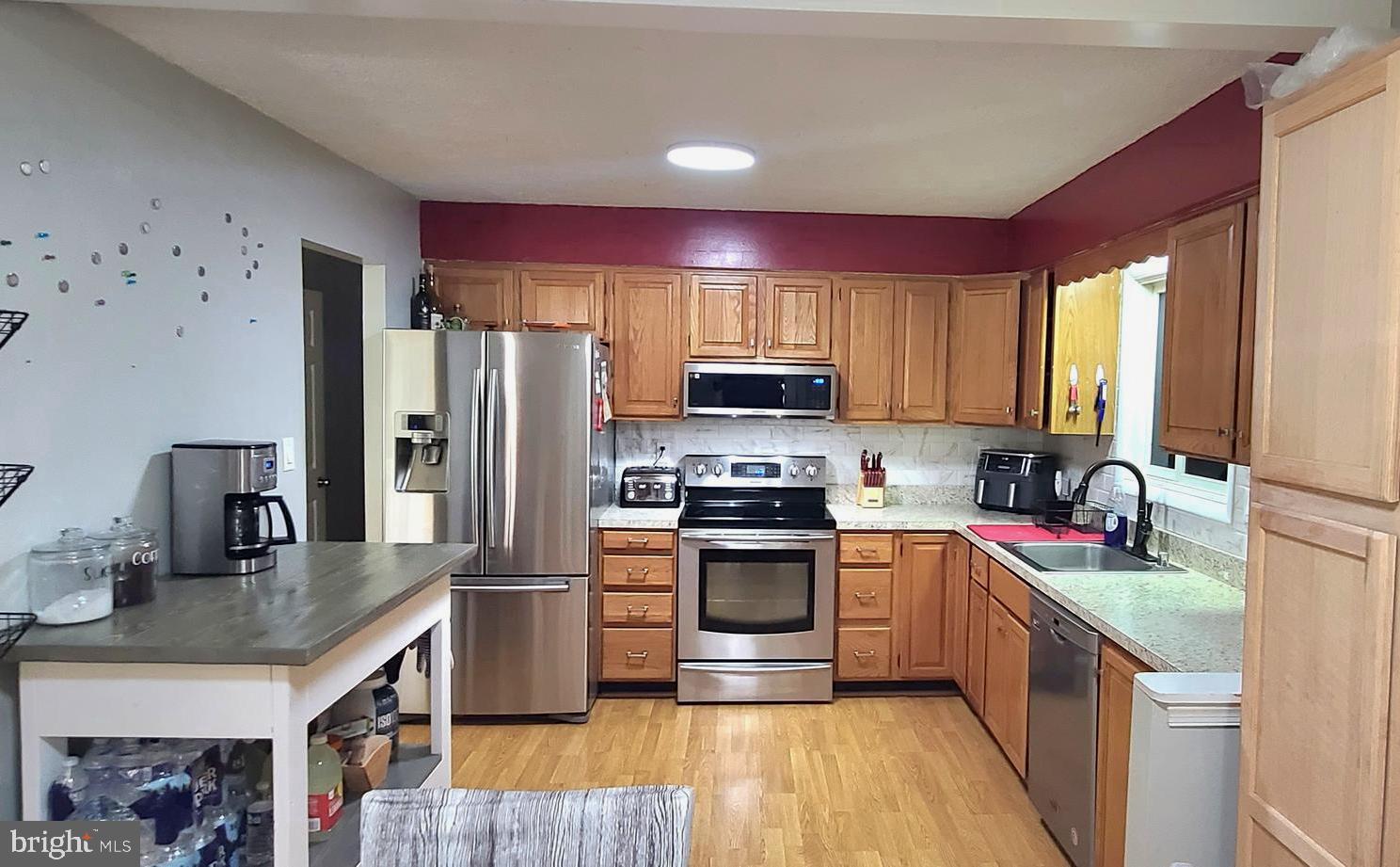 SHADY DALE - Residential