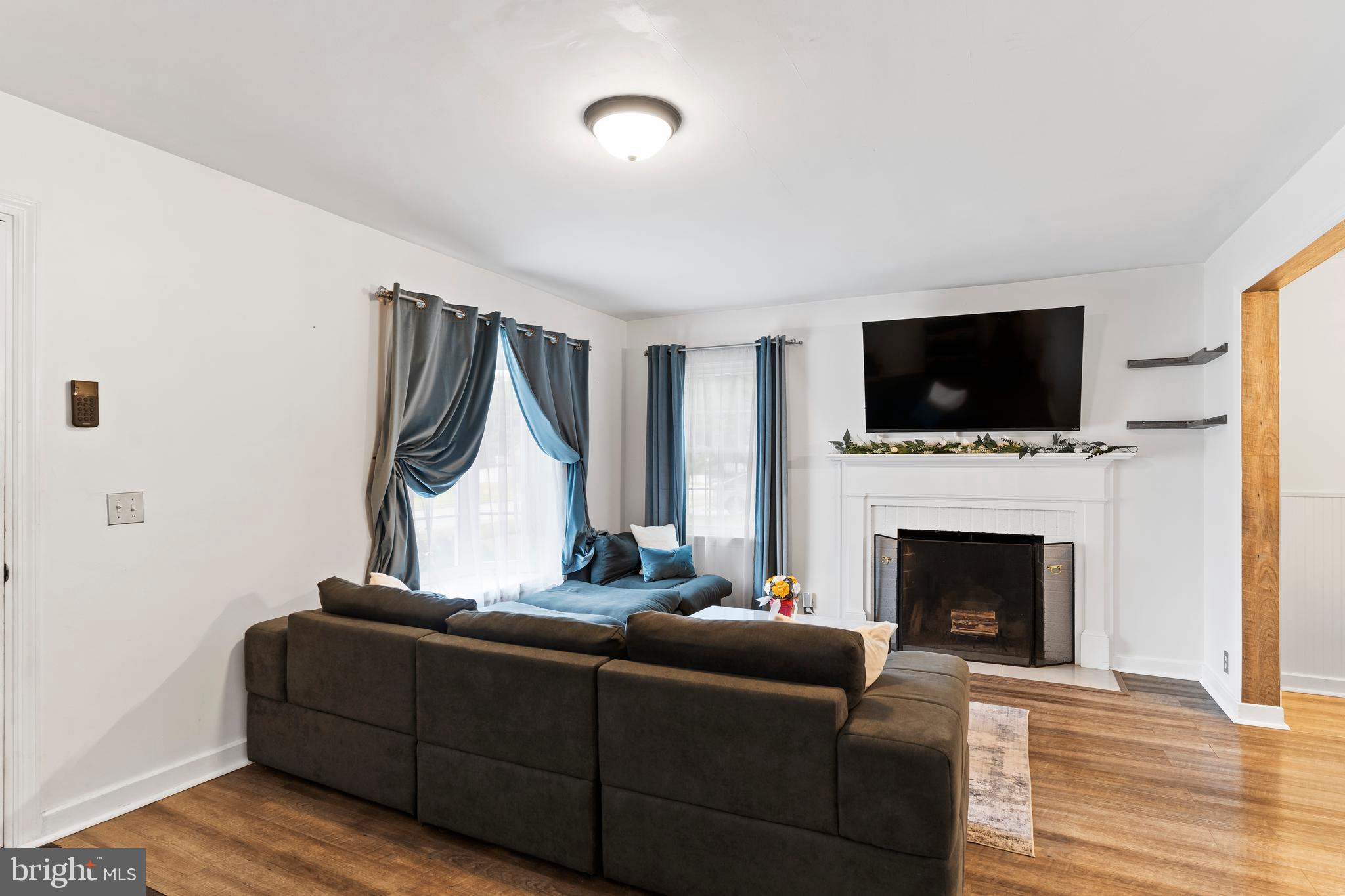 1514 CARLISLE ROAD