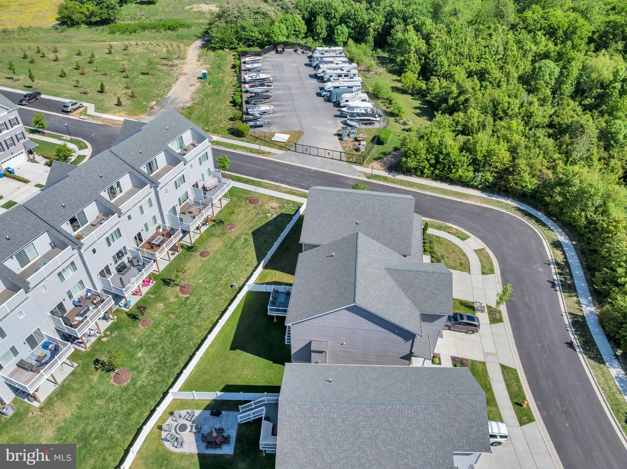 ELLENDALE - Residential