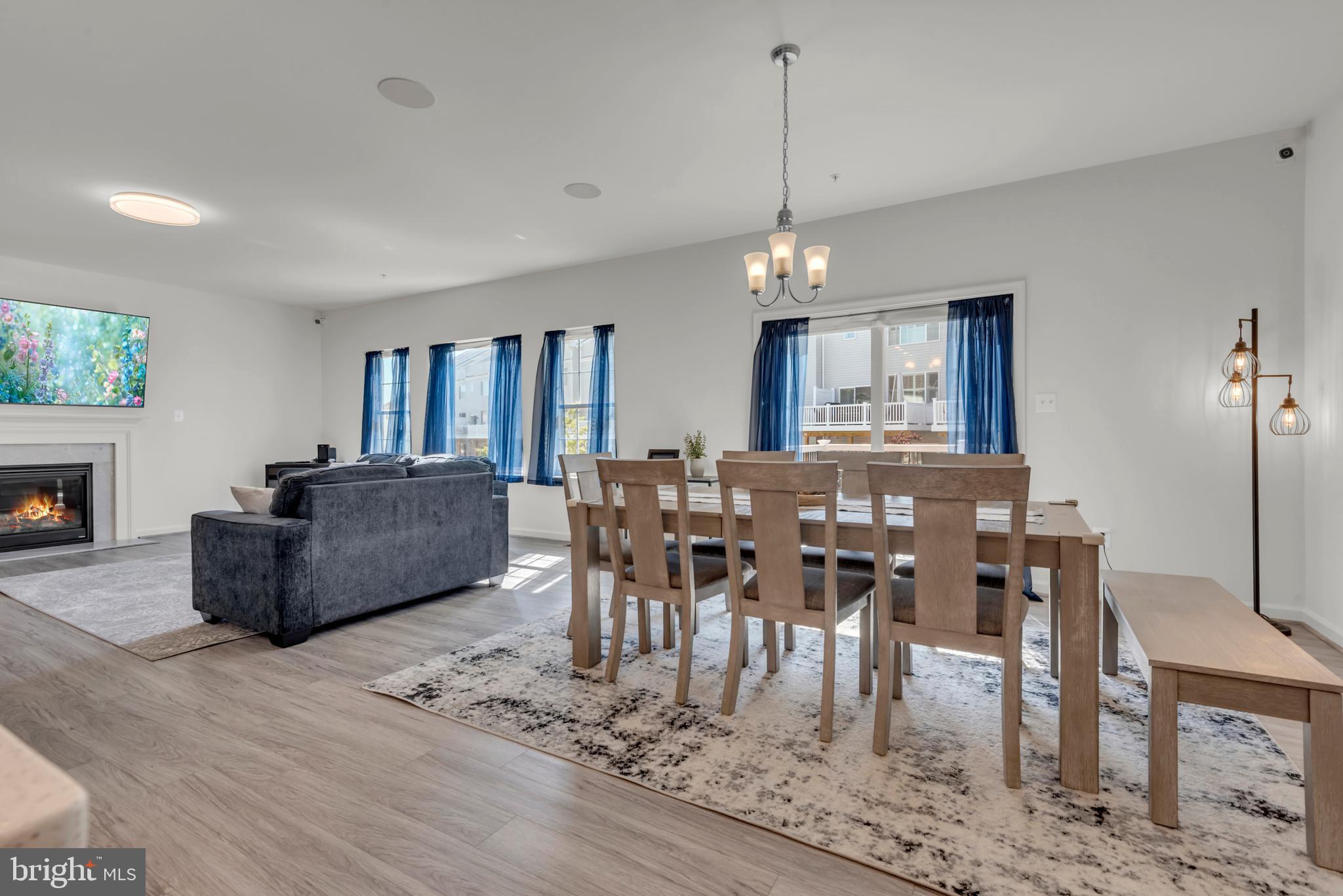 ELLENDALE - Residential