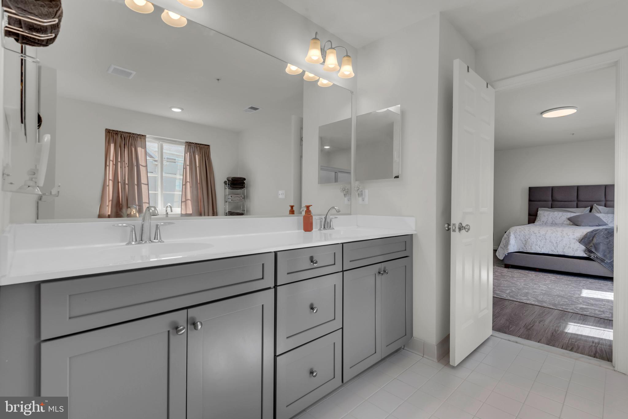 ELLENDALE - Residential