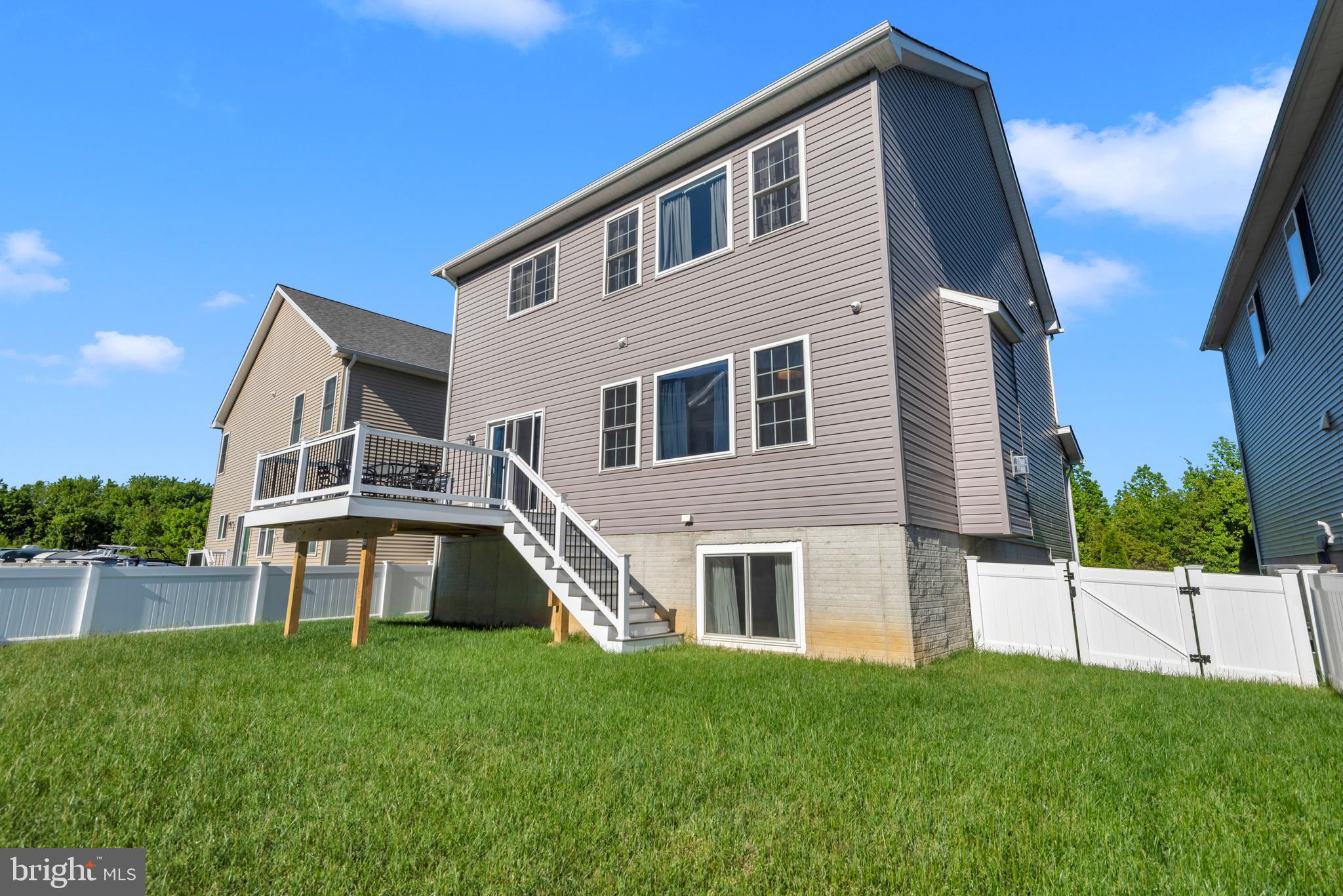ELLENDALE - Residential