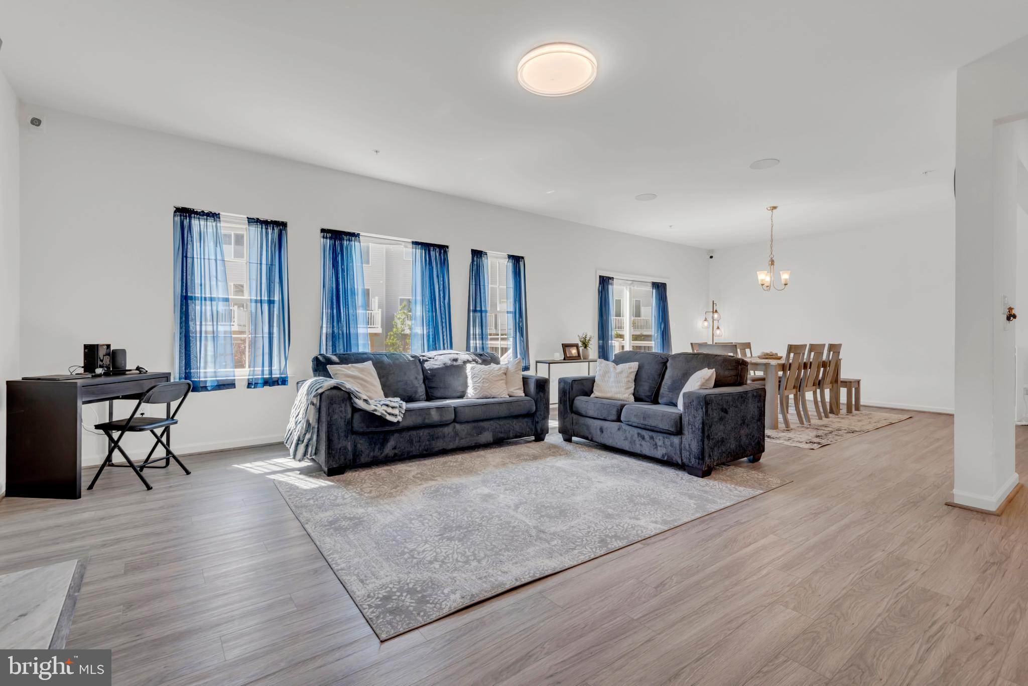 ELLENDALE - Residential