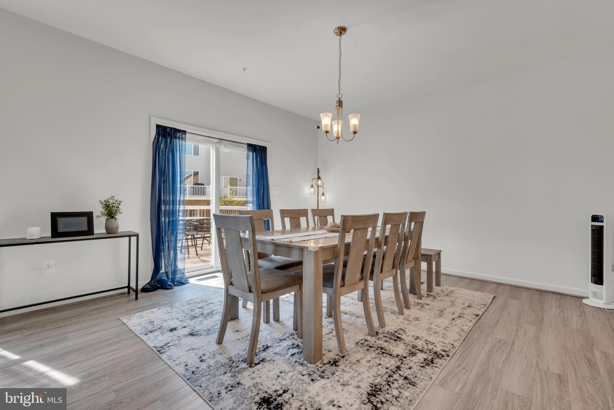 ELLENDALE - Residential