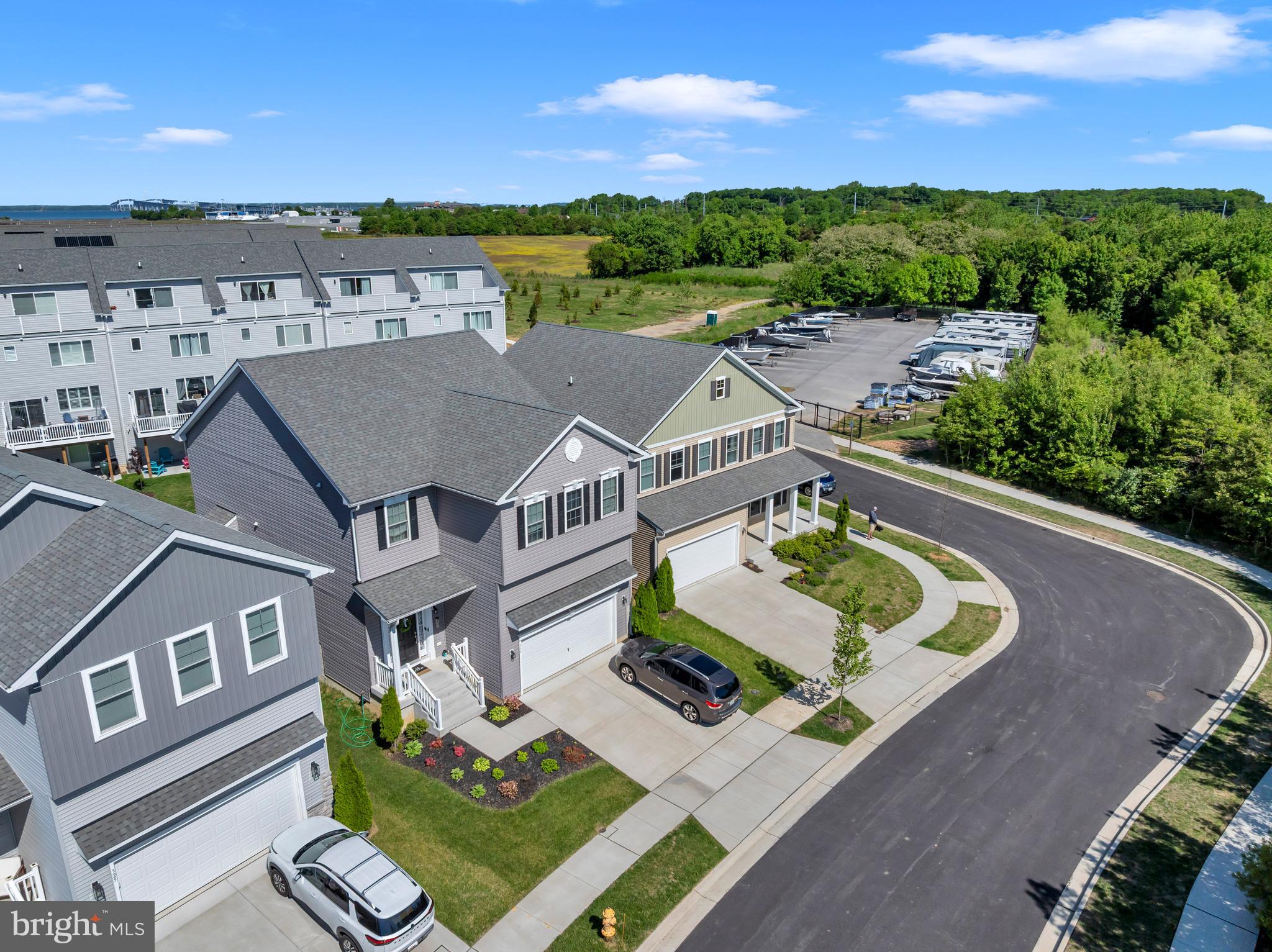 ELLENDALE - Residential