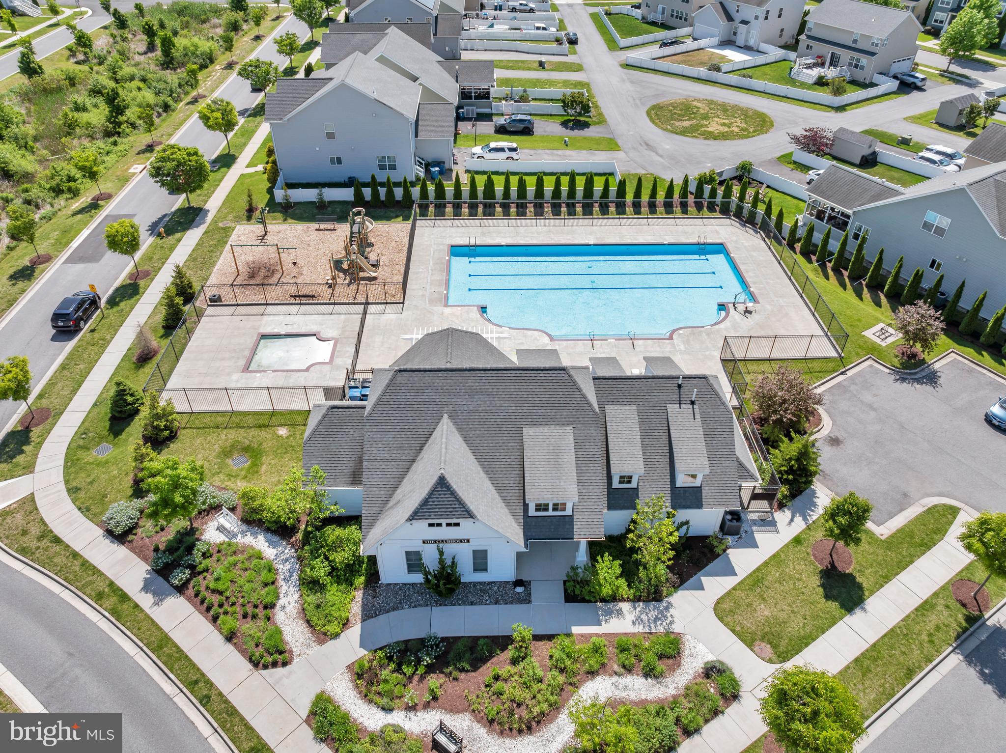 ELLENDALE - Residential