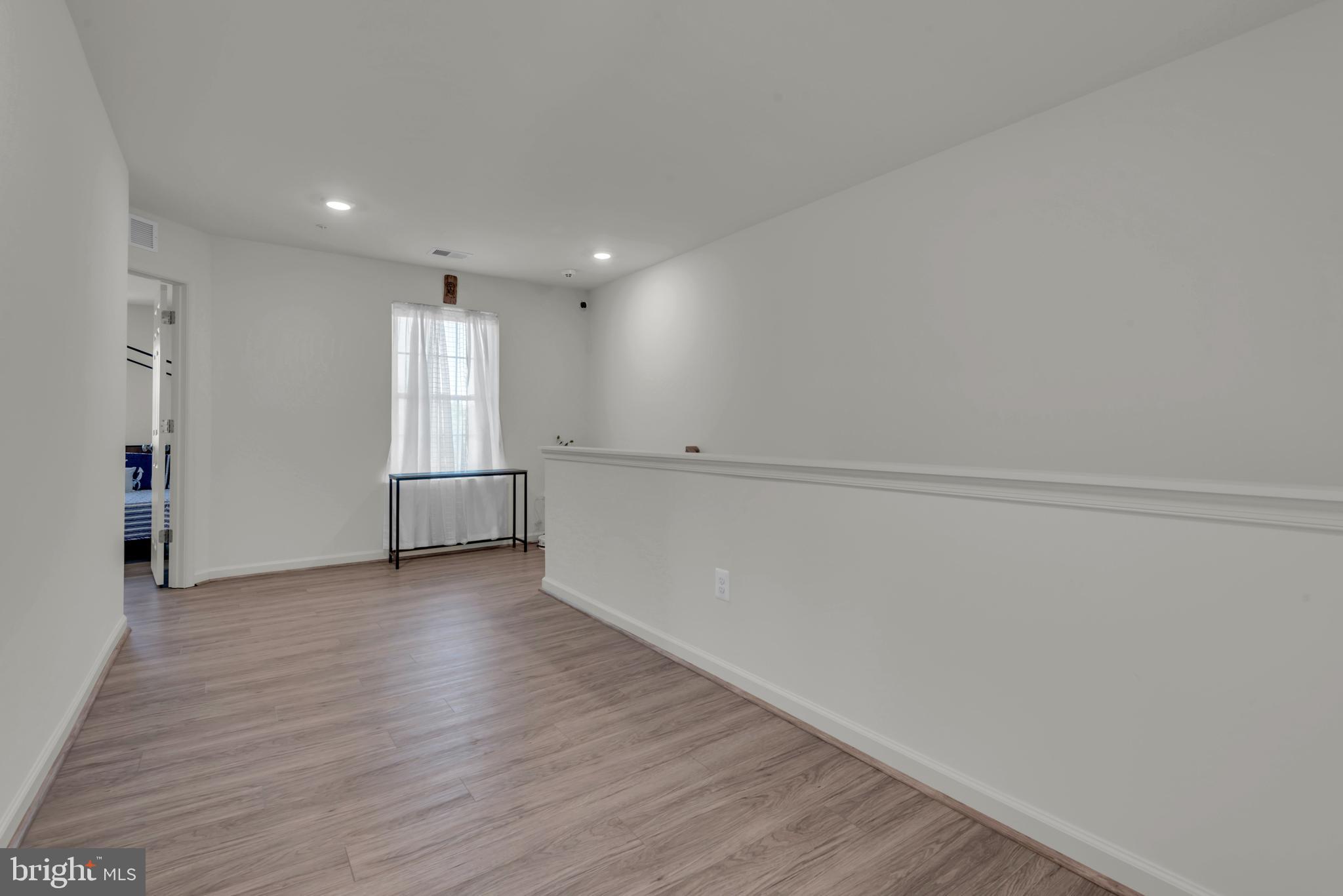 ELLENDALE - Residential
