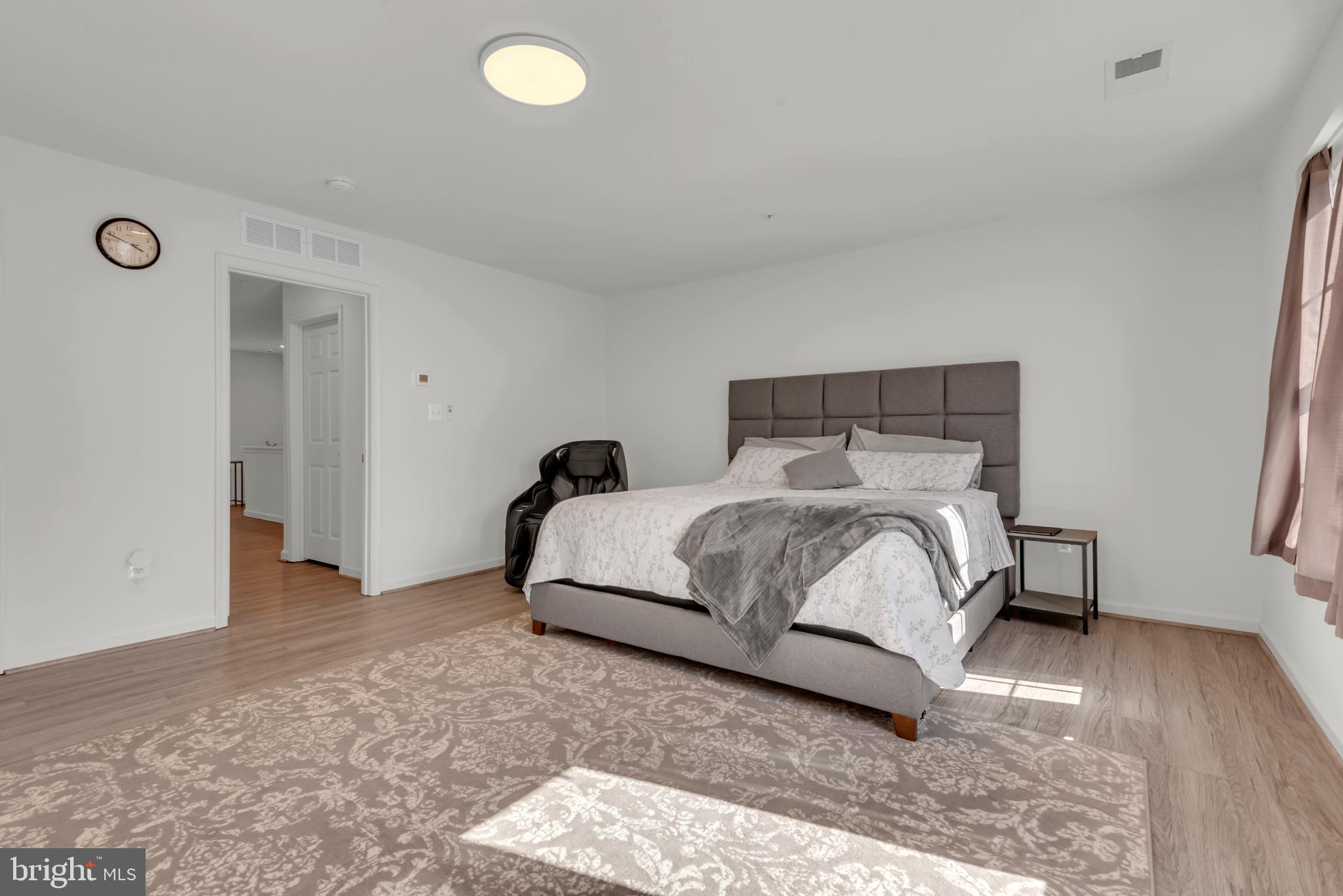 ELLENDALE - Residential
