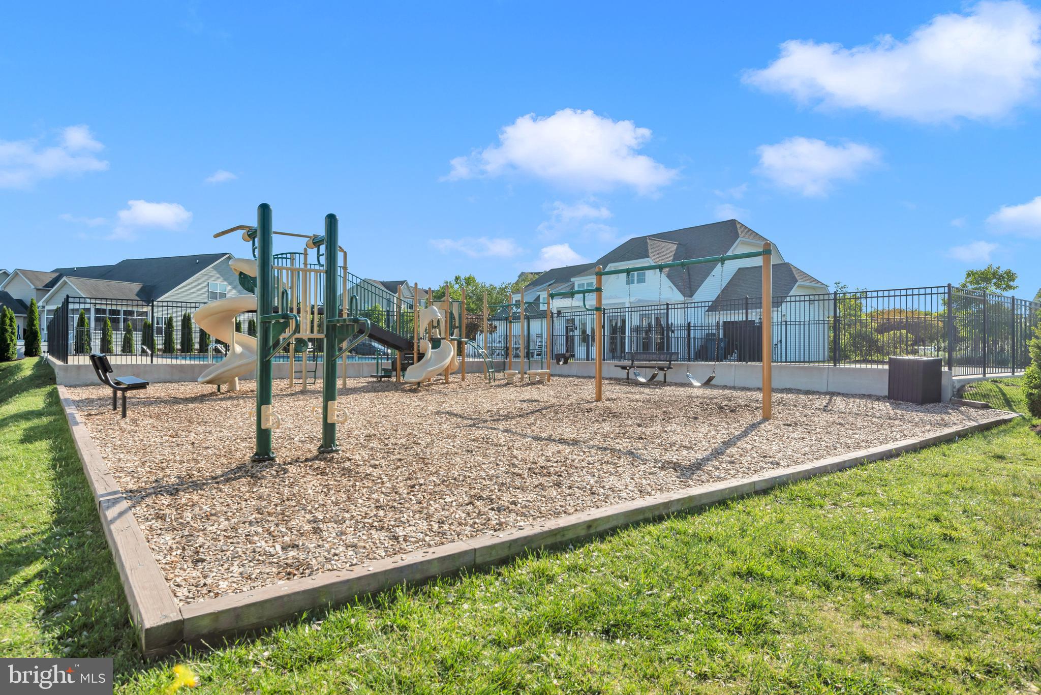 ELLENDALE - Residential