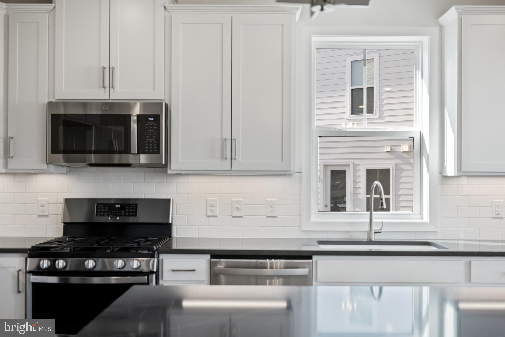 GOOSE CREEK VILLAGE - Residential