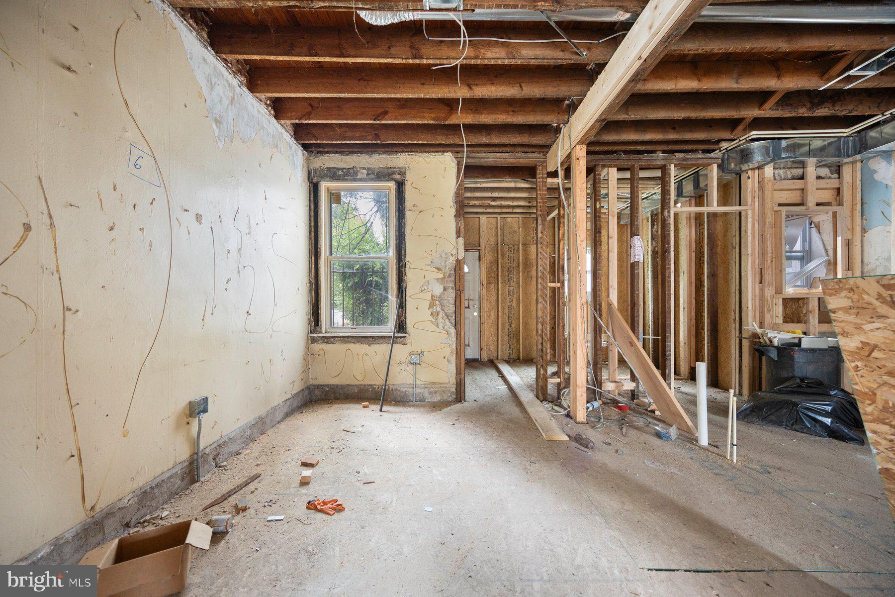 PARK CIRCLE - Residential