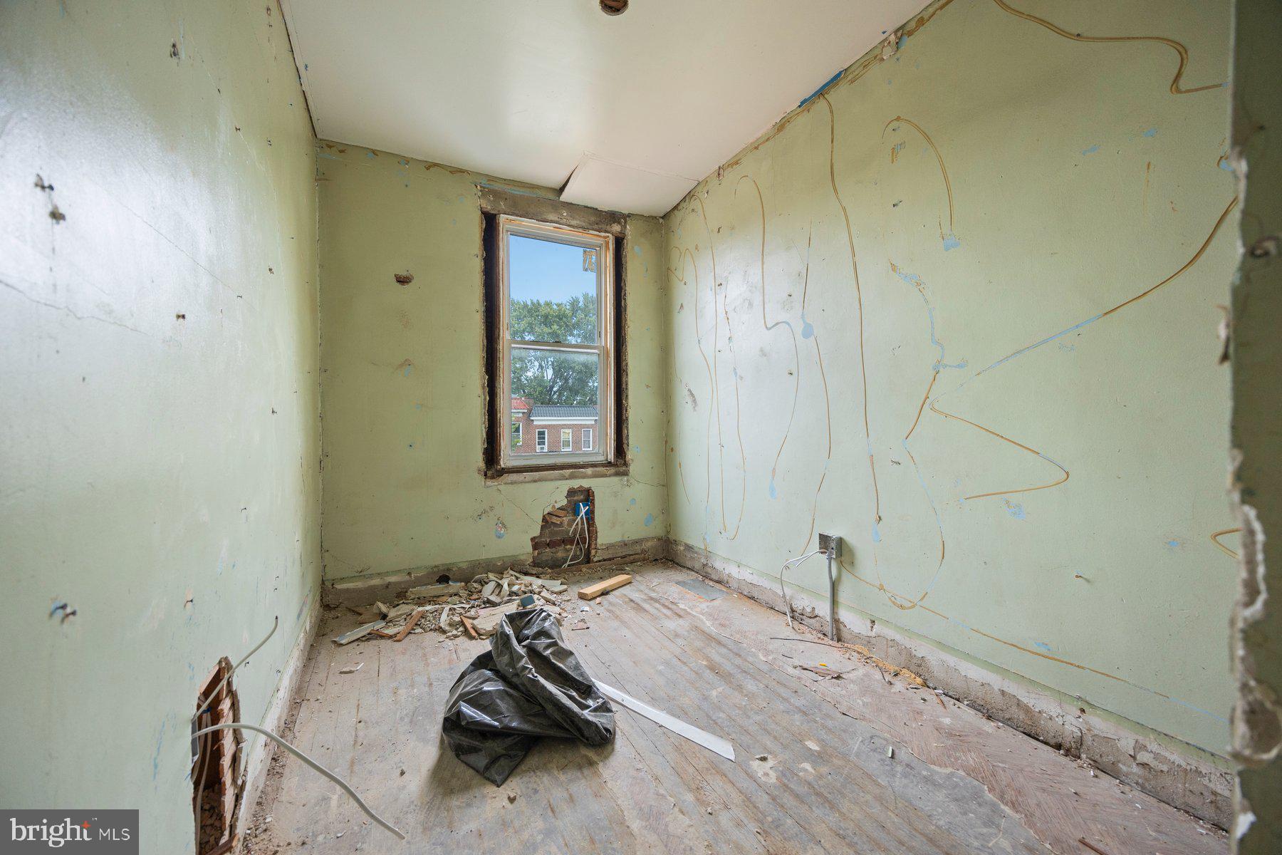 PARK CIRCLE - Residential