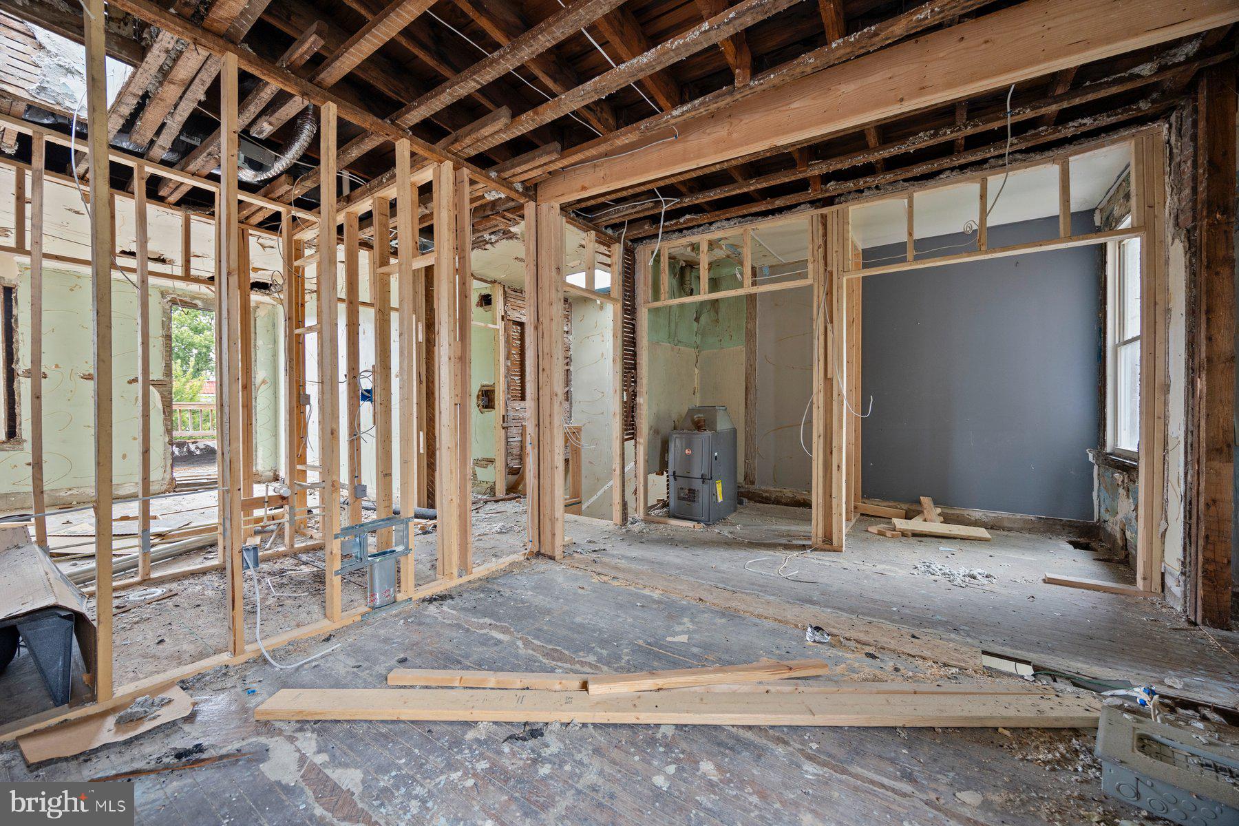 PARK CIRCLE - Residential