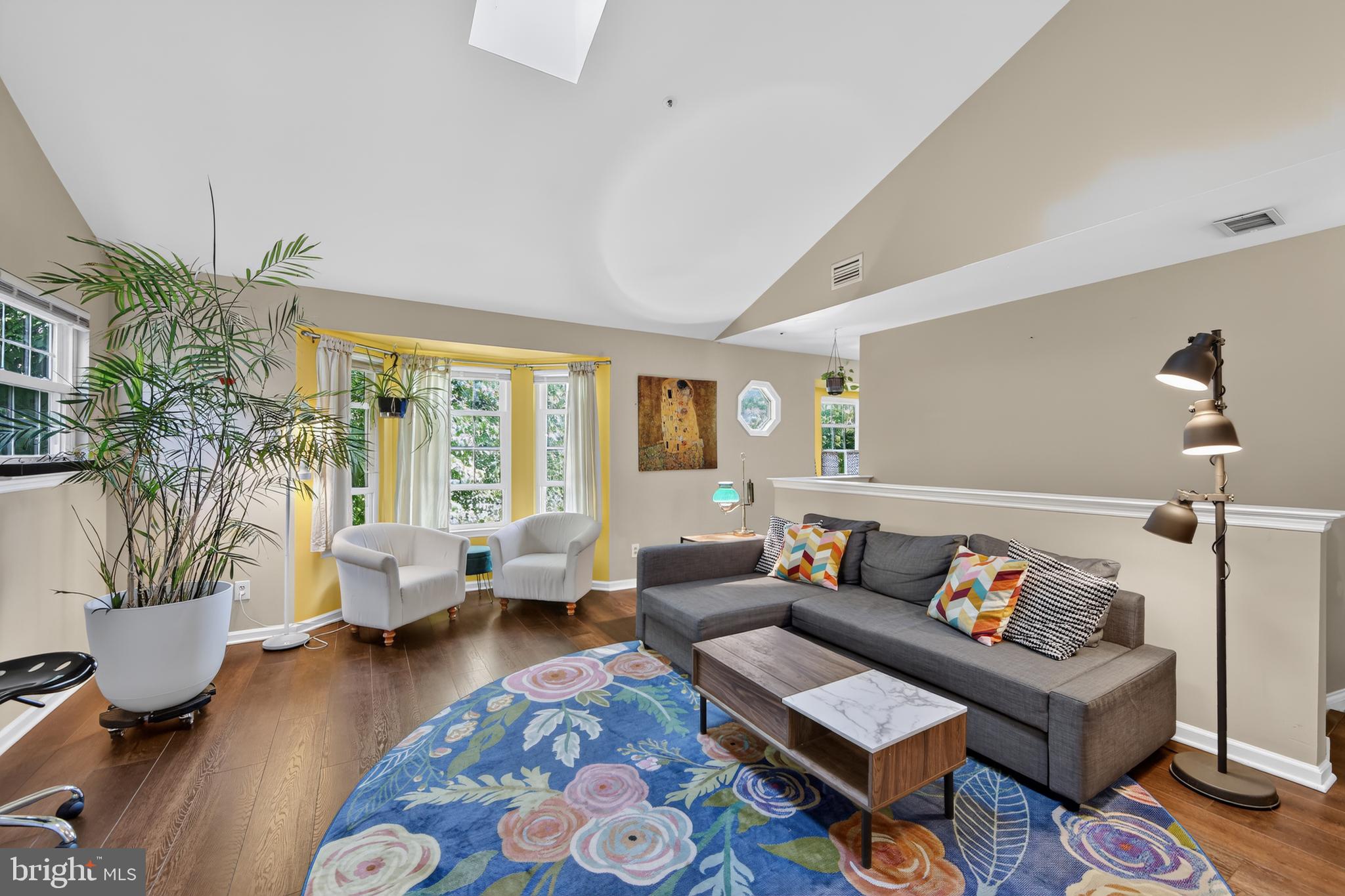 534 ASTOR SQUARE