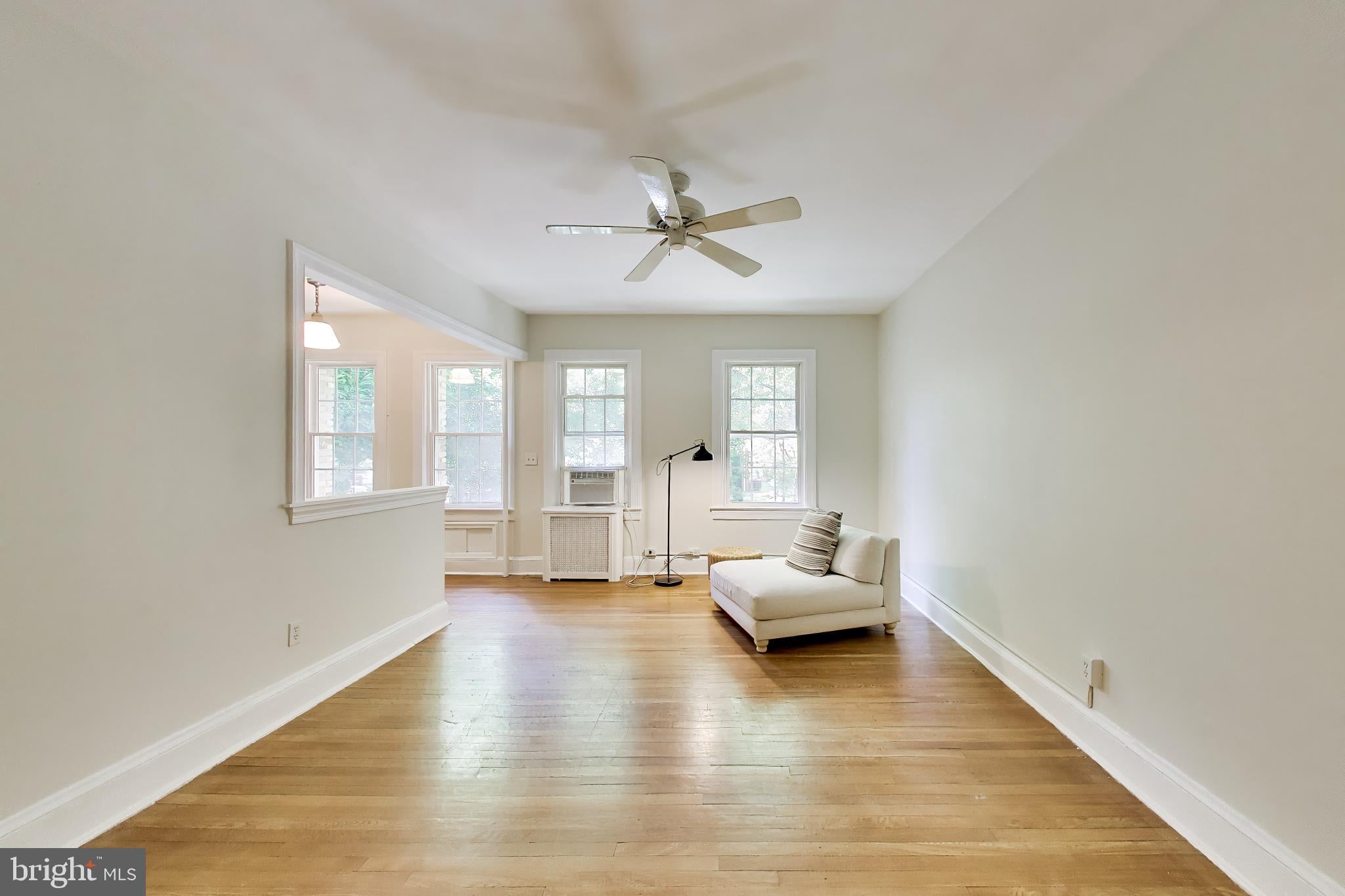 5402 CONNECTICUT AVENUE NW 204