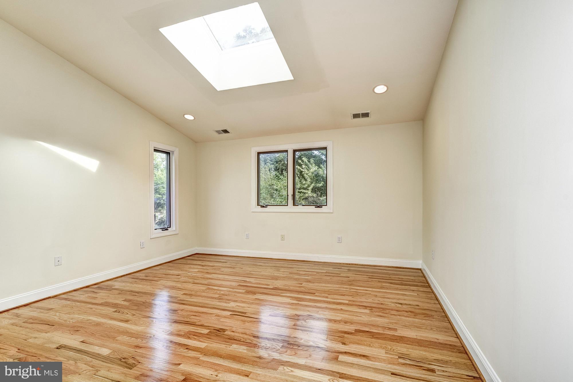 GLENBROOK VILLAGE - Residential