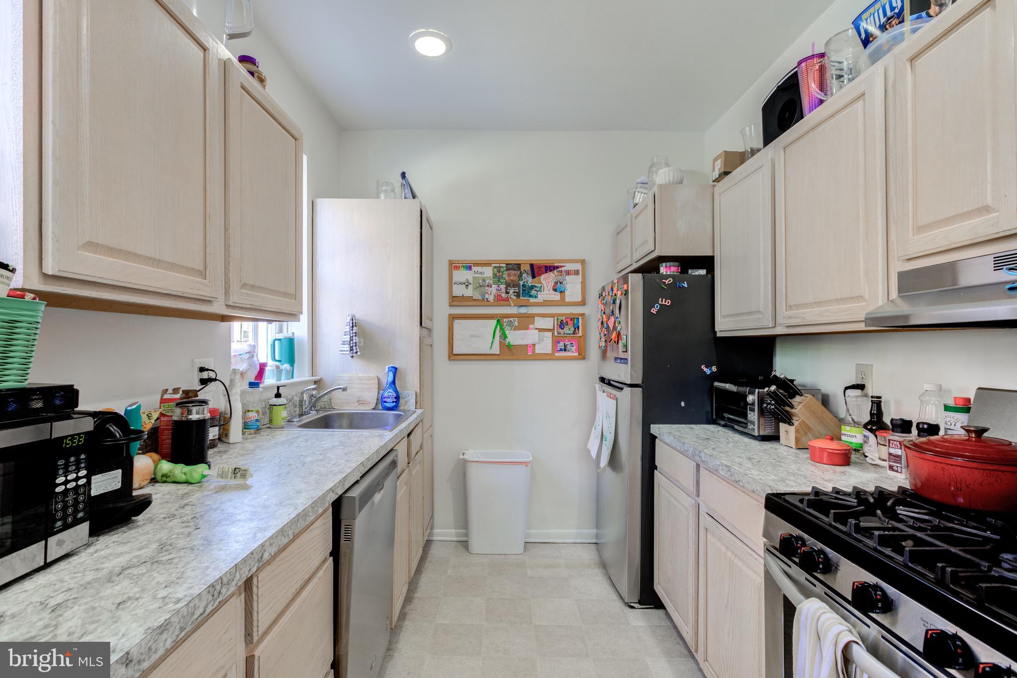 UNIVERSITY CITY - Residential