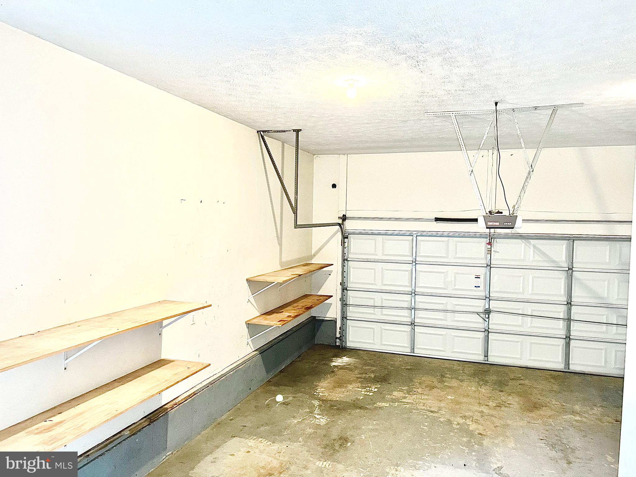 HAMILTON - Residential