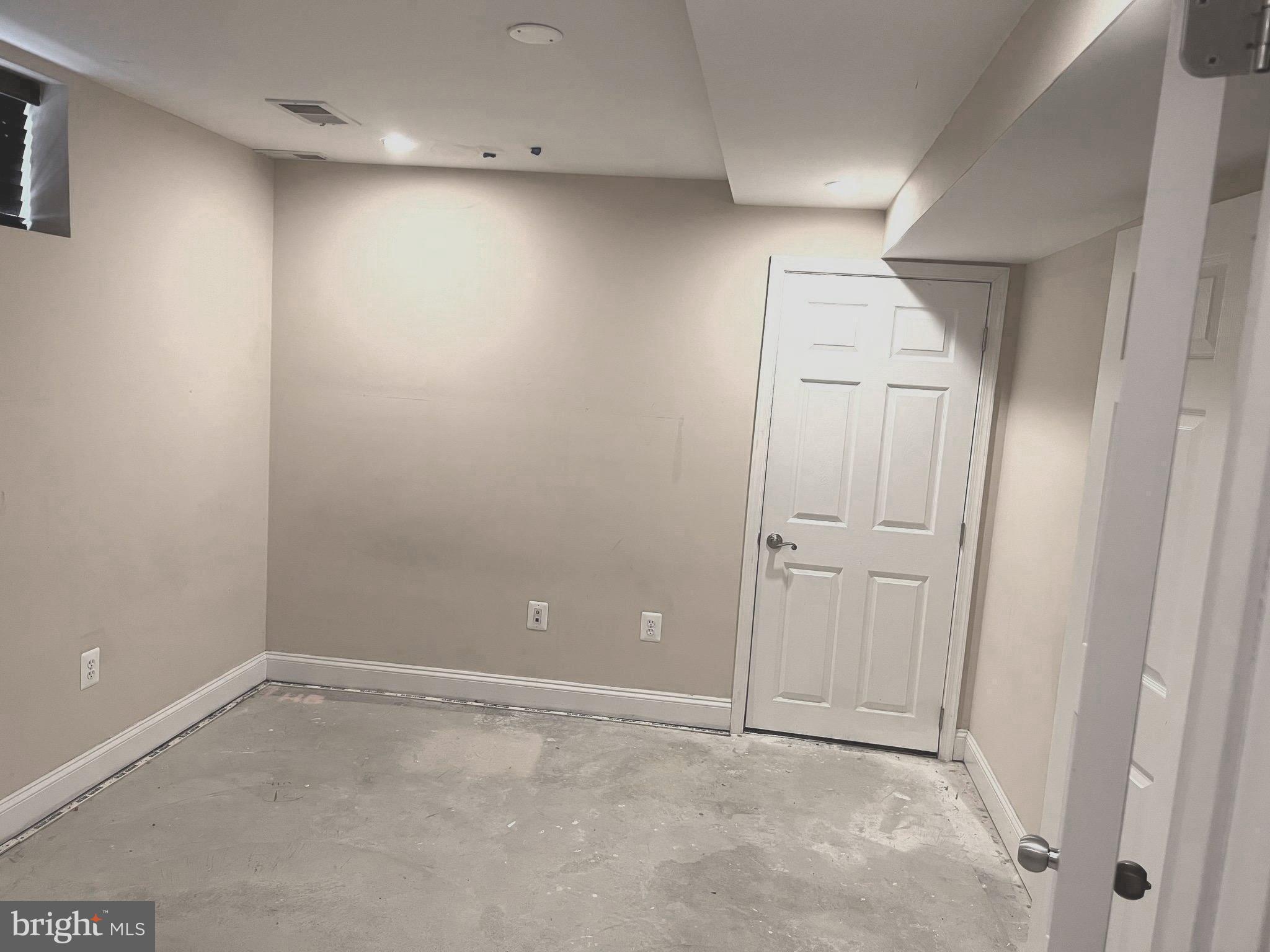 HAMILTON - Residential