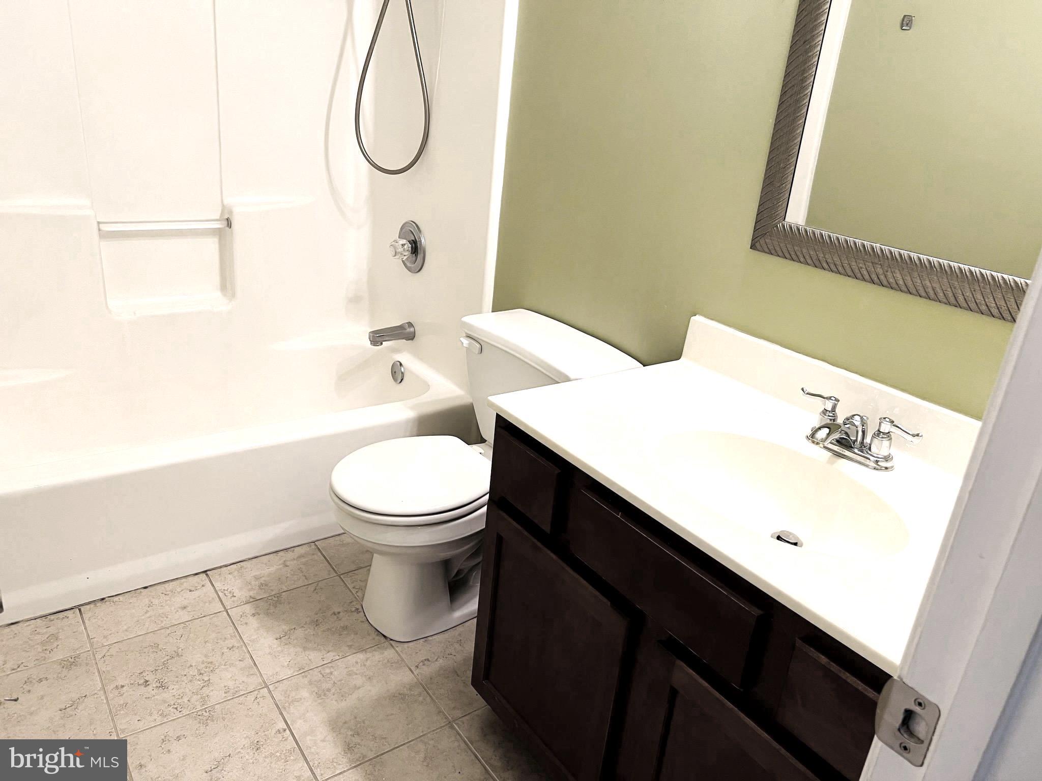 HAMILTON - Residential