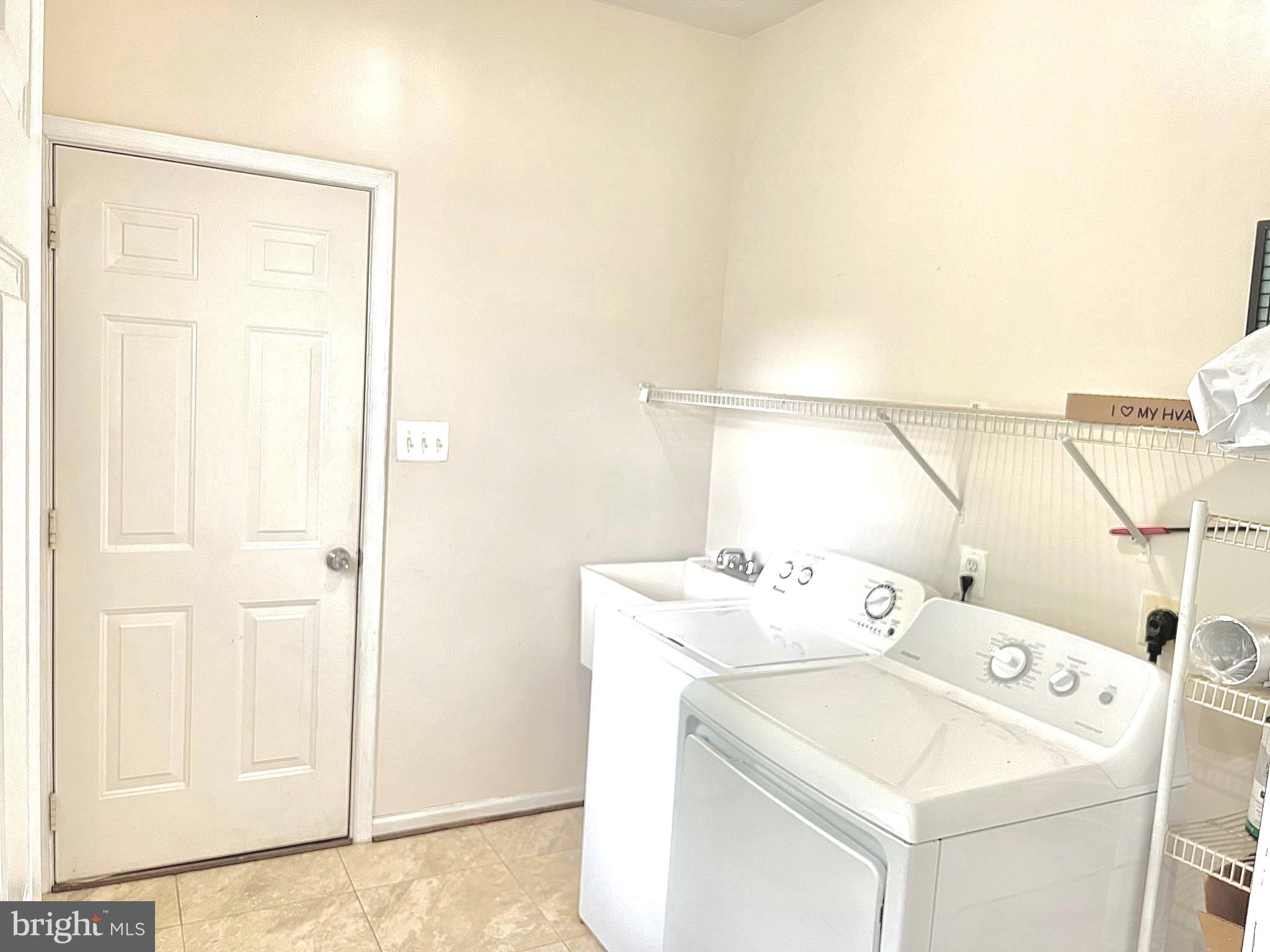 HAMILTON - Residential