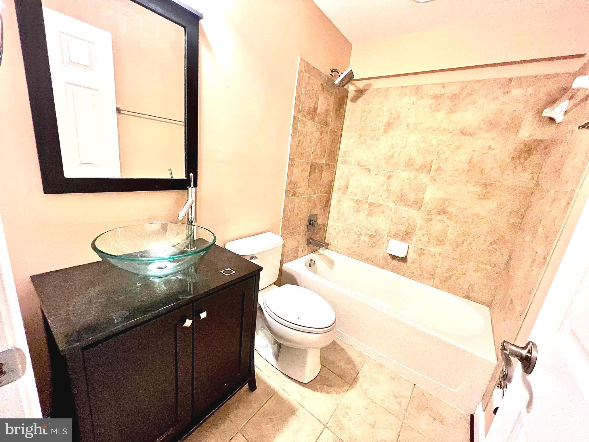 HAMILTON - Residential