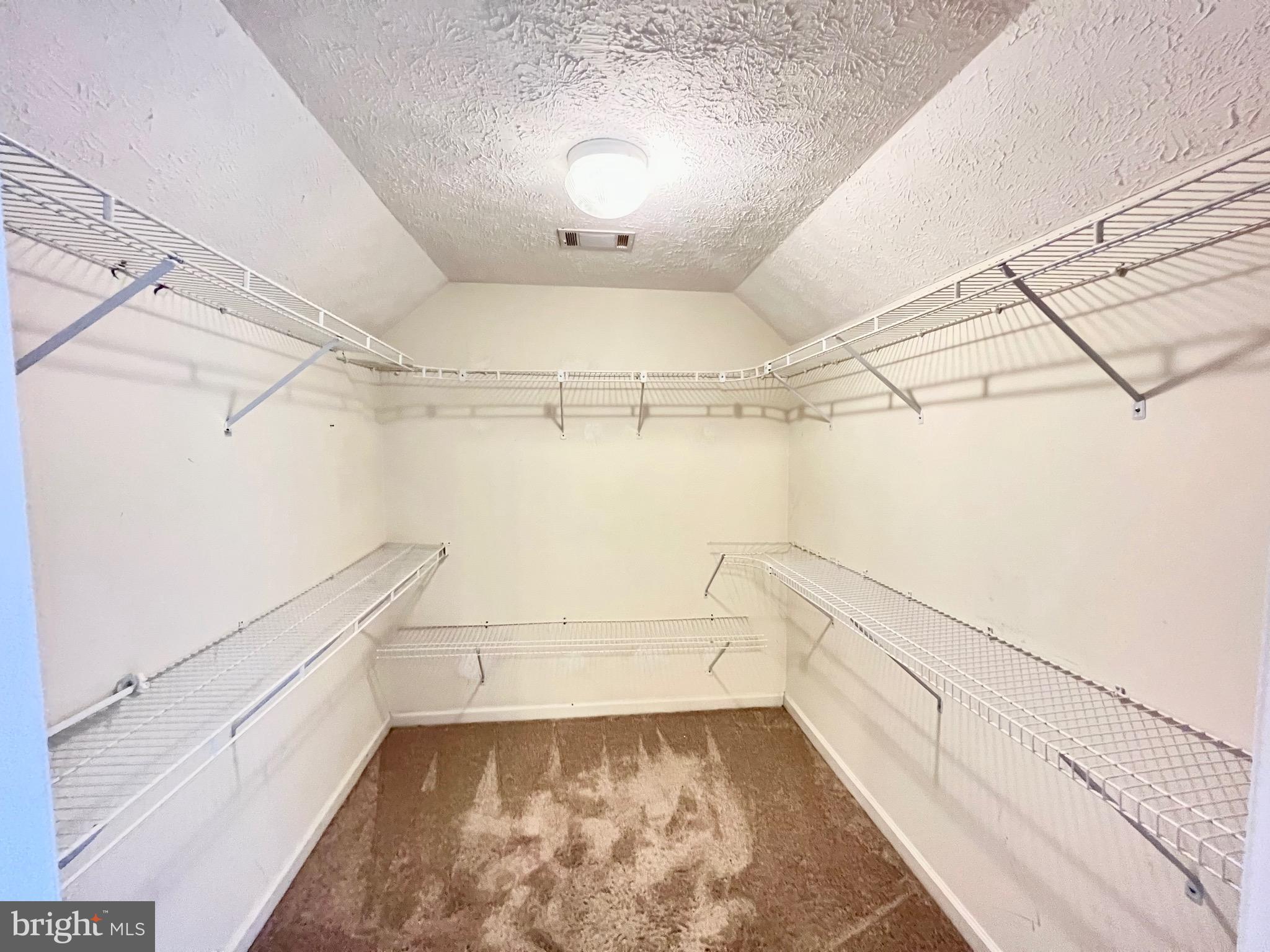 HAMILTON - Residential